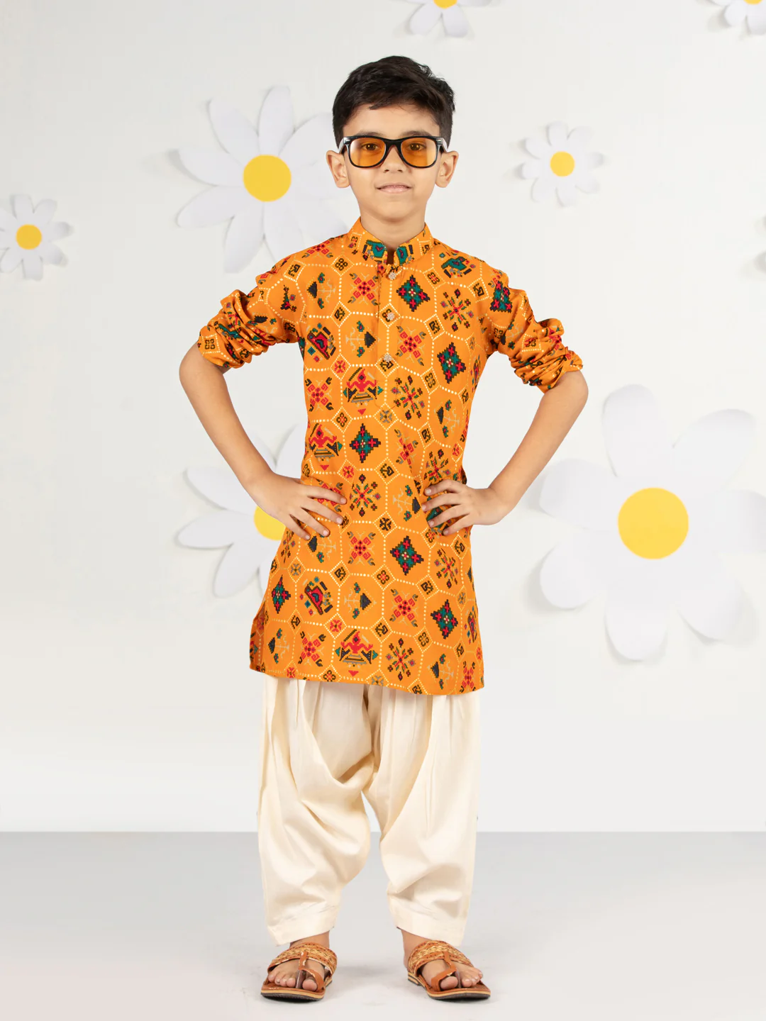 Boy's Mustard Kurta Patiala Set Foil Print - Image 2
