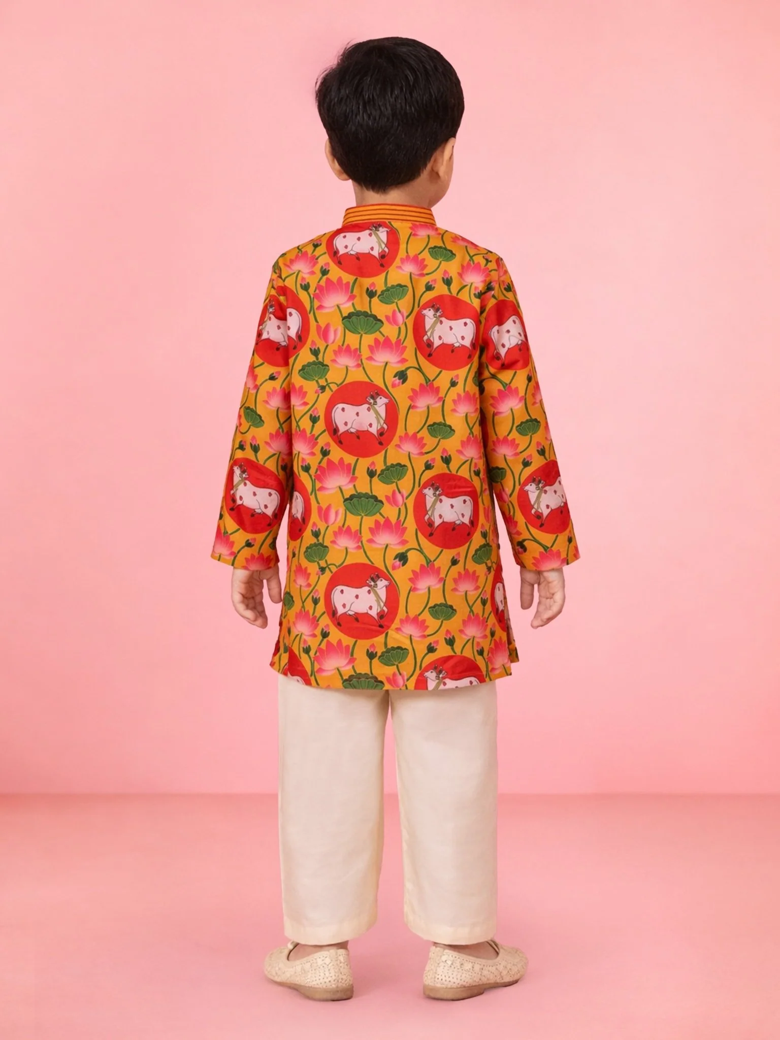 Boys Yellow Pichwai Print Muslin Kurta with Cream Pyjama - Image 3