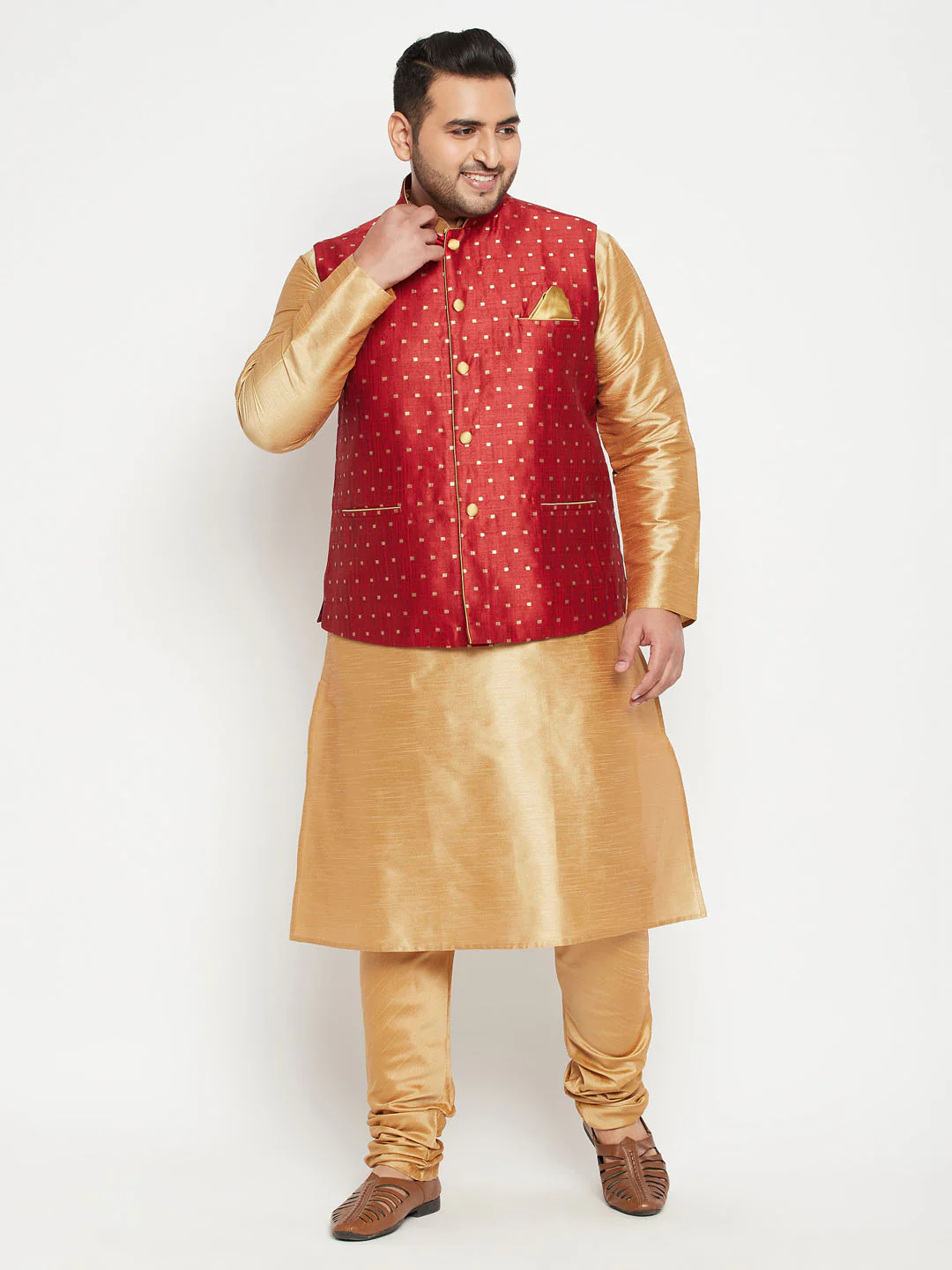 Men's Plus Size Maroon Zari Weaved Nehru Jacket With Kurta Pyjama Set - Image 7