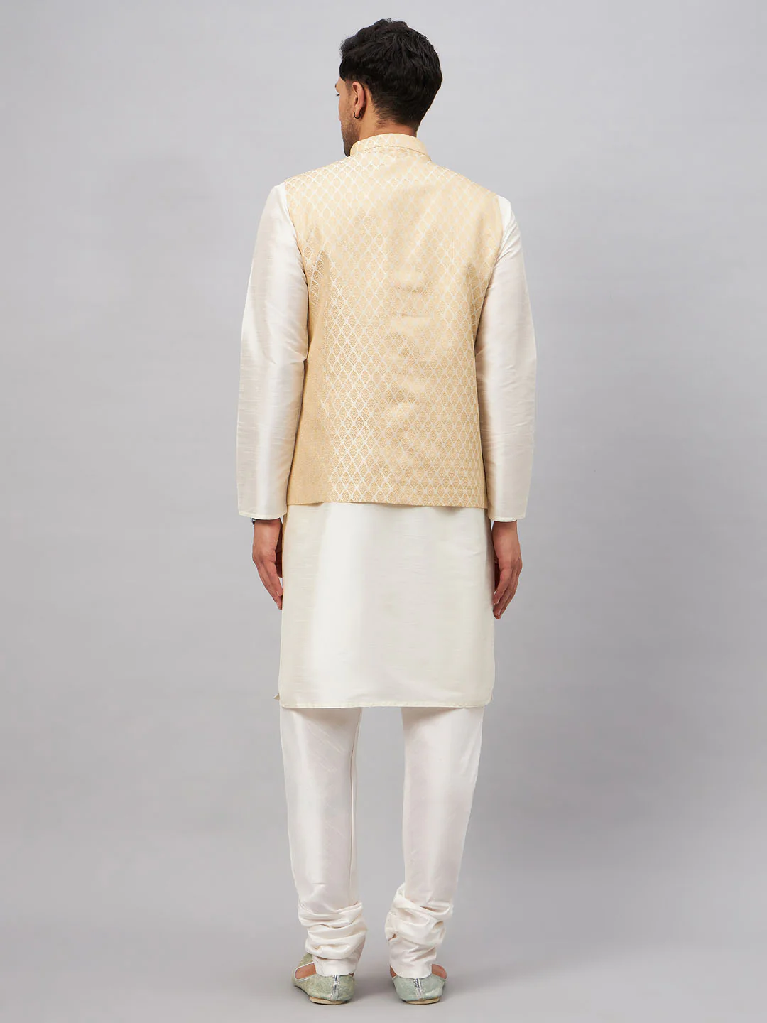 Men's Cream Silk Blend Jacket With Kurta Pyjama Set - Image 3
