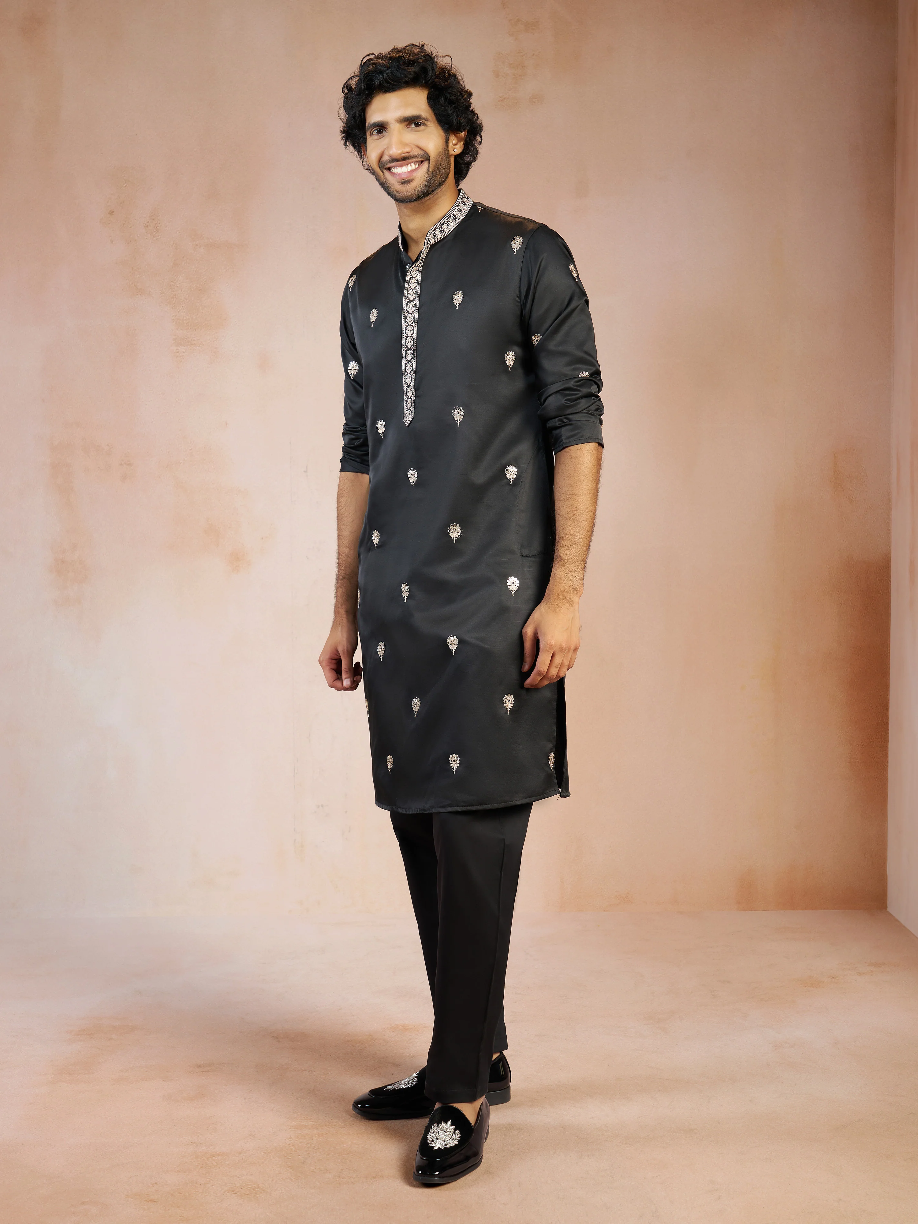Men's Black Floral Sequin & Thread Embroidered Silk Blend Kurta with Fine Satin Pyjama Set - Image 3
