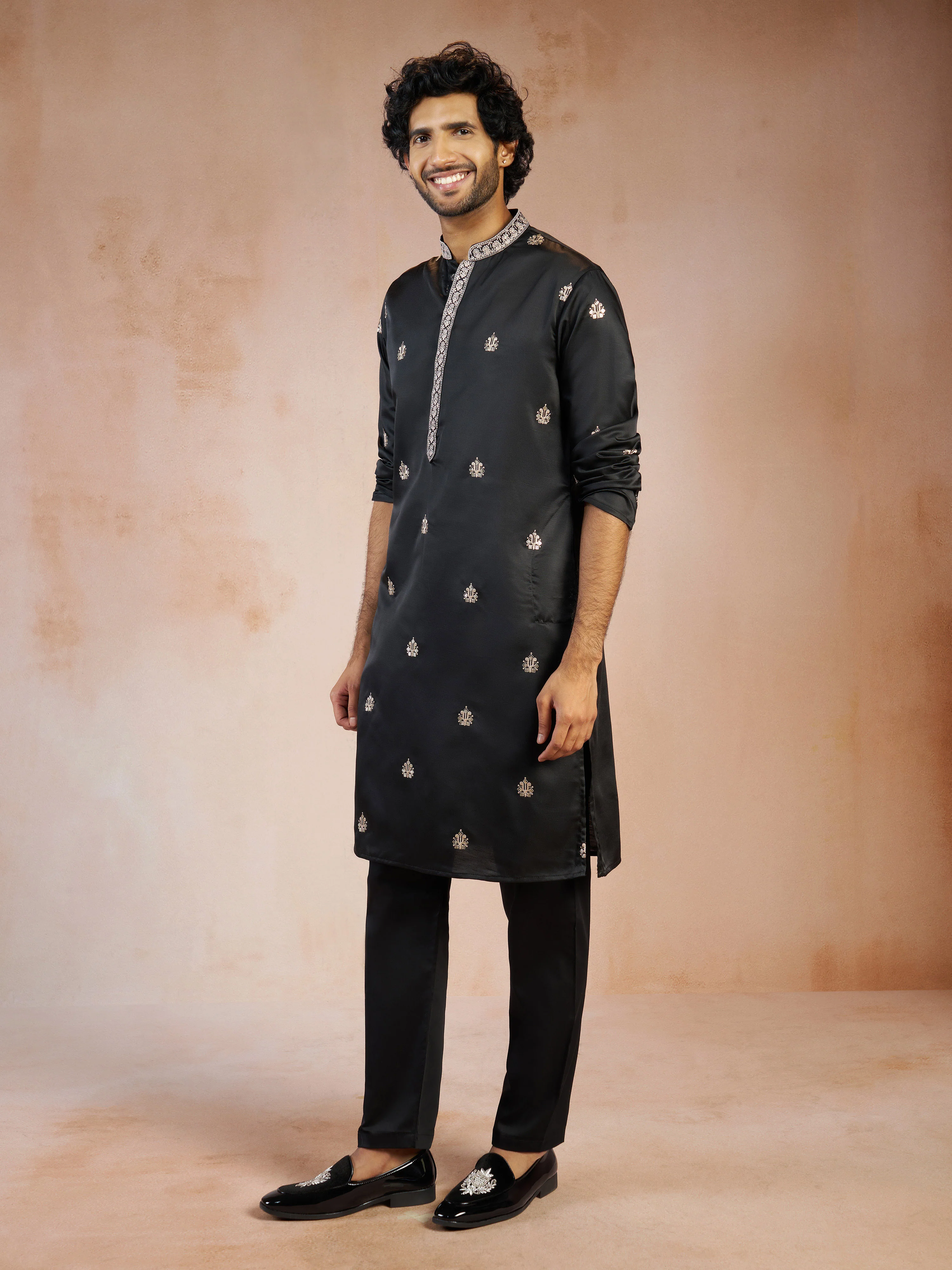 Men's Black Sequin & Thread Embroidered Silk Blend Kurta with Fine Satin Pyjama Set - Image 3
