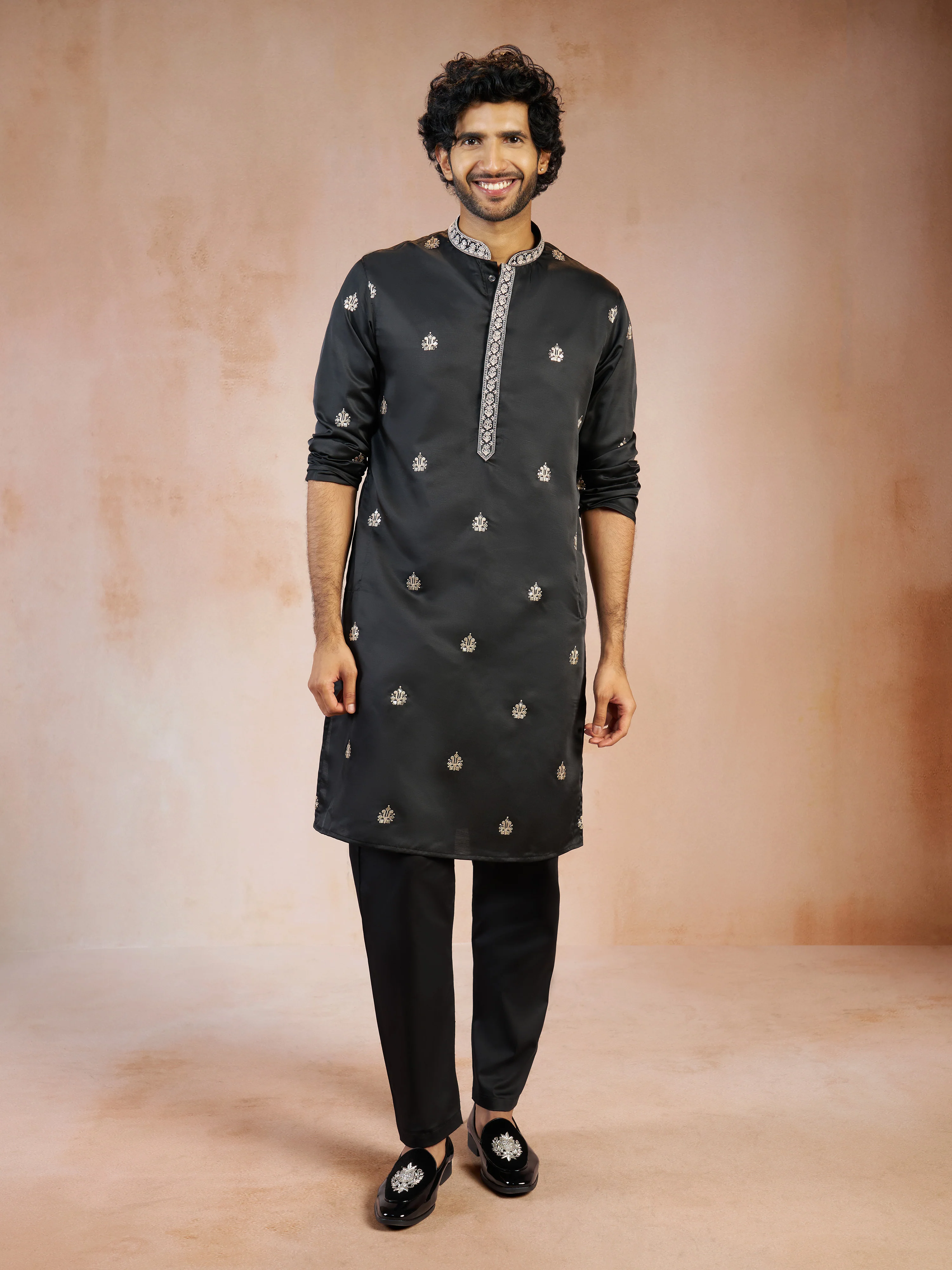 Men's Black Sequin & Thread Embroidered Silk Blend Kurta with Fine Satin Pyjama Set - Image 4