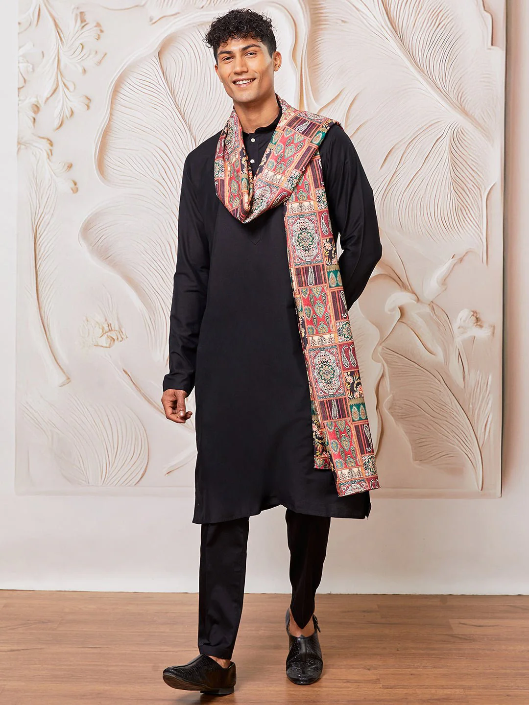 Men's Black Silk Blend Kurta Pyjama Set with Maroon Printed Dupatta - Image 2