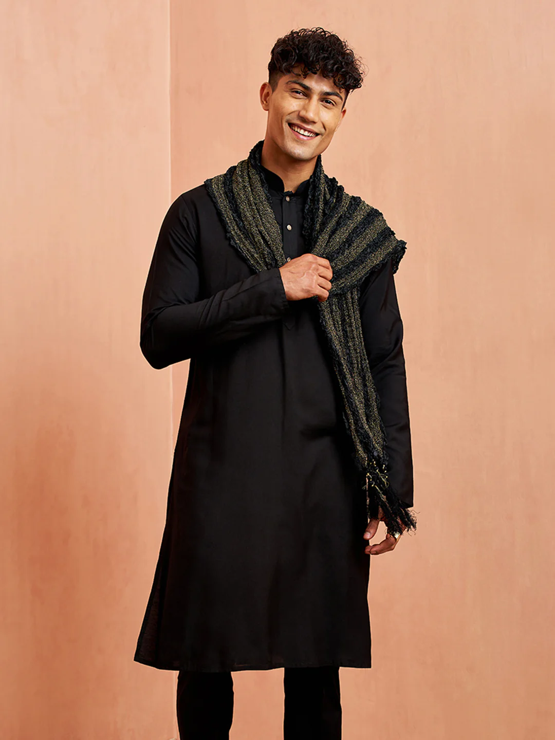 Men's Black Viscose Kurta Pyjama Dupatta Set - Image 3
