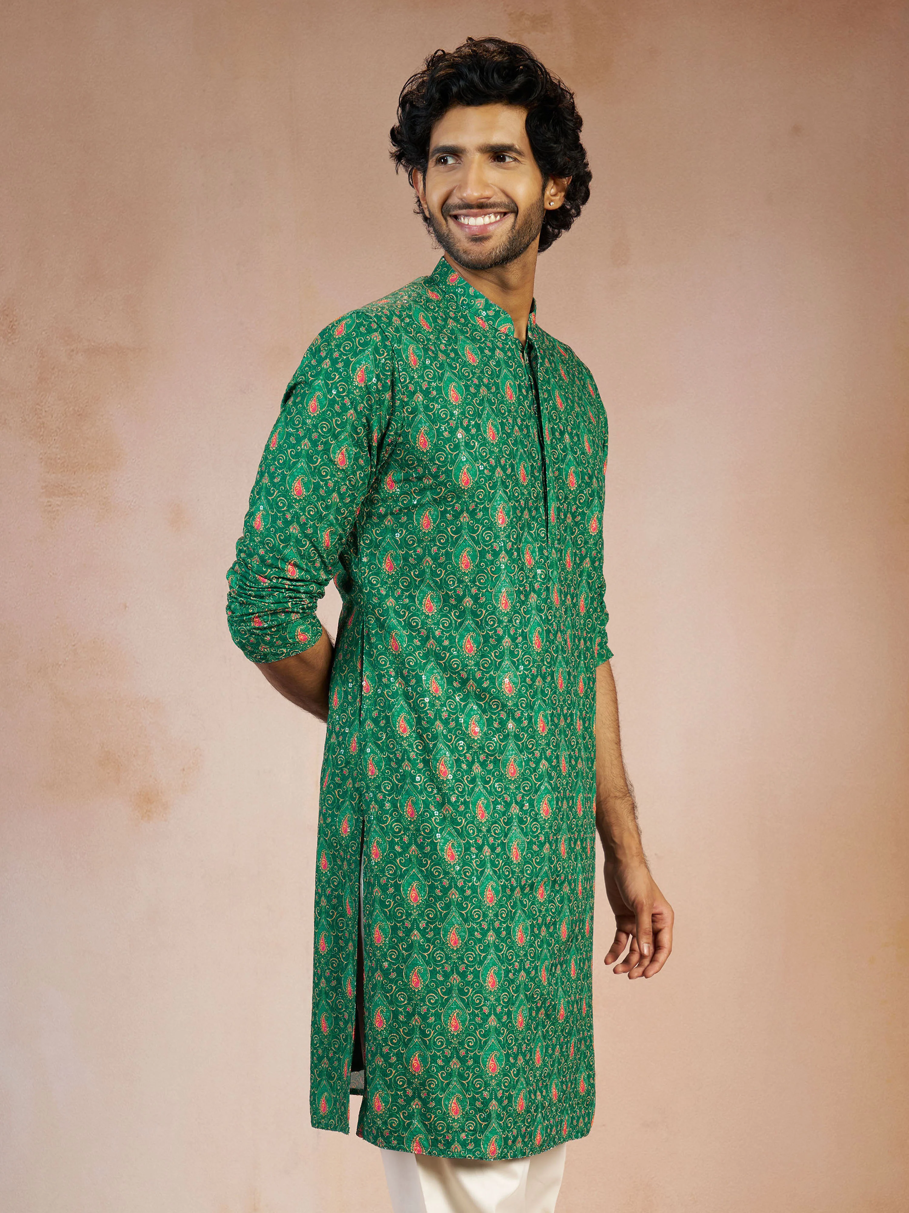 Men's Green Chikankari All-Over Geometric Embroidered Silk Blend Straight Kurta - Image 4