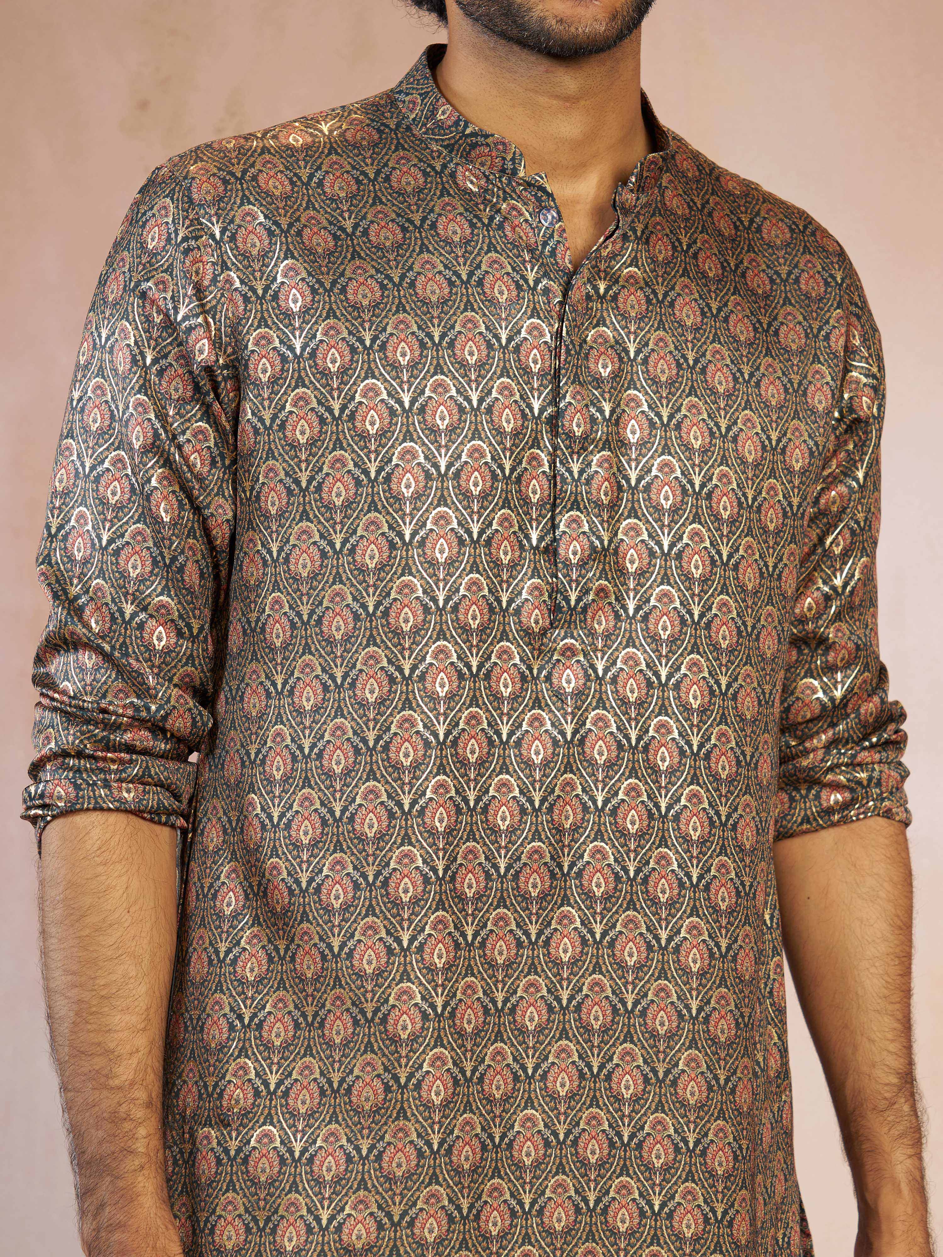 Men's Green Foil Print Ethnic Motif Silk Blend Straight Kurta - Image 2