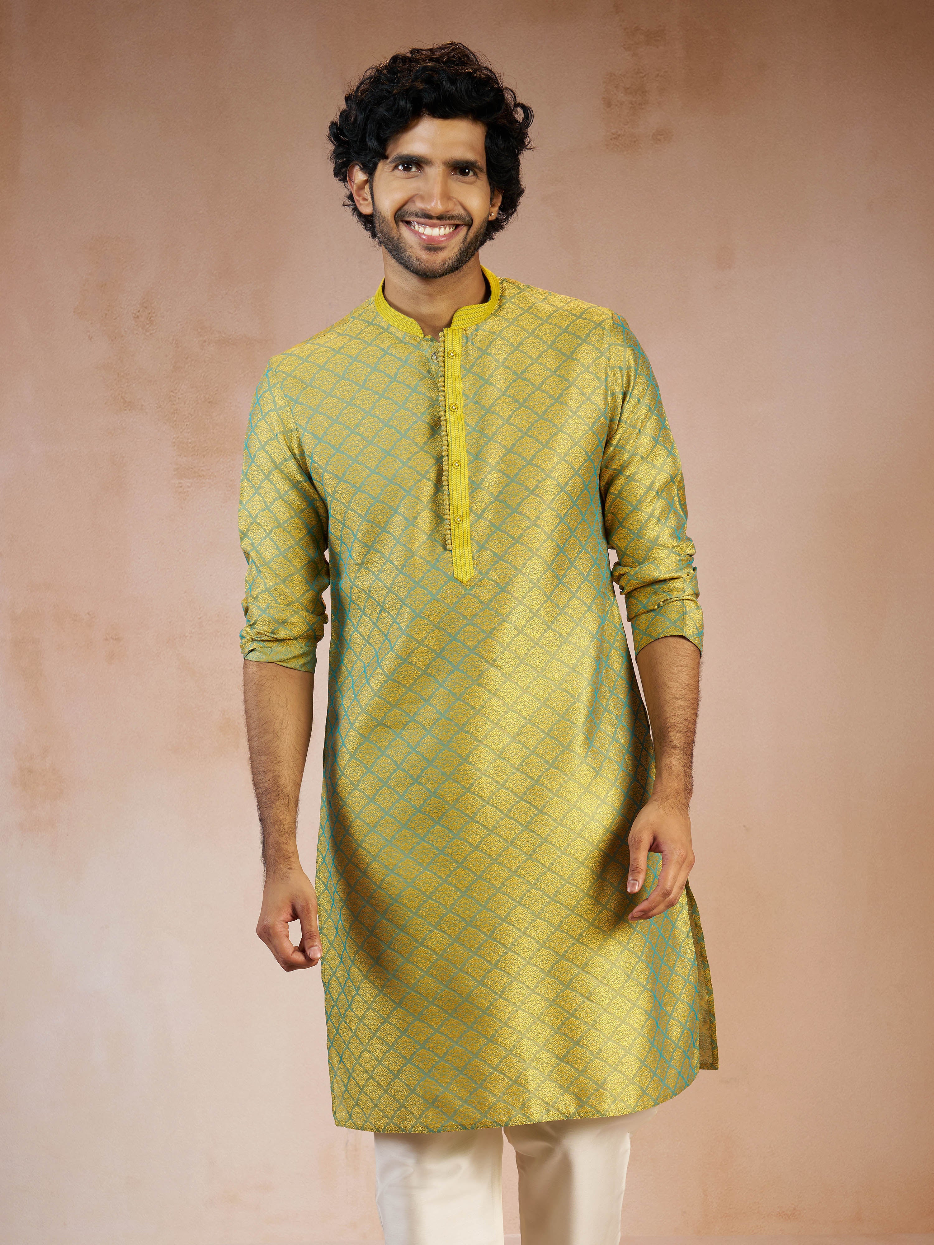 Men's Green Jacquard Geometric Thread & Sequin Embroidered Silk Blend Straight Kurta - Image 3