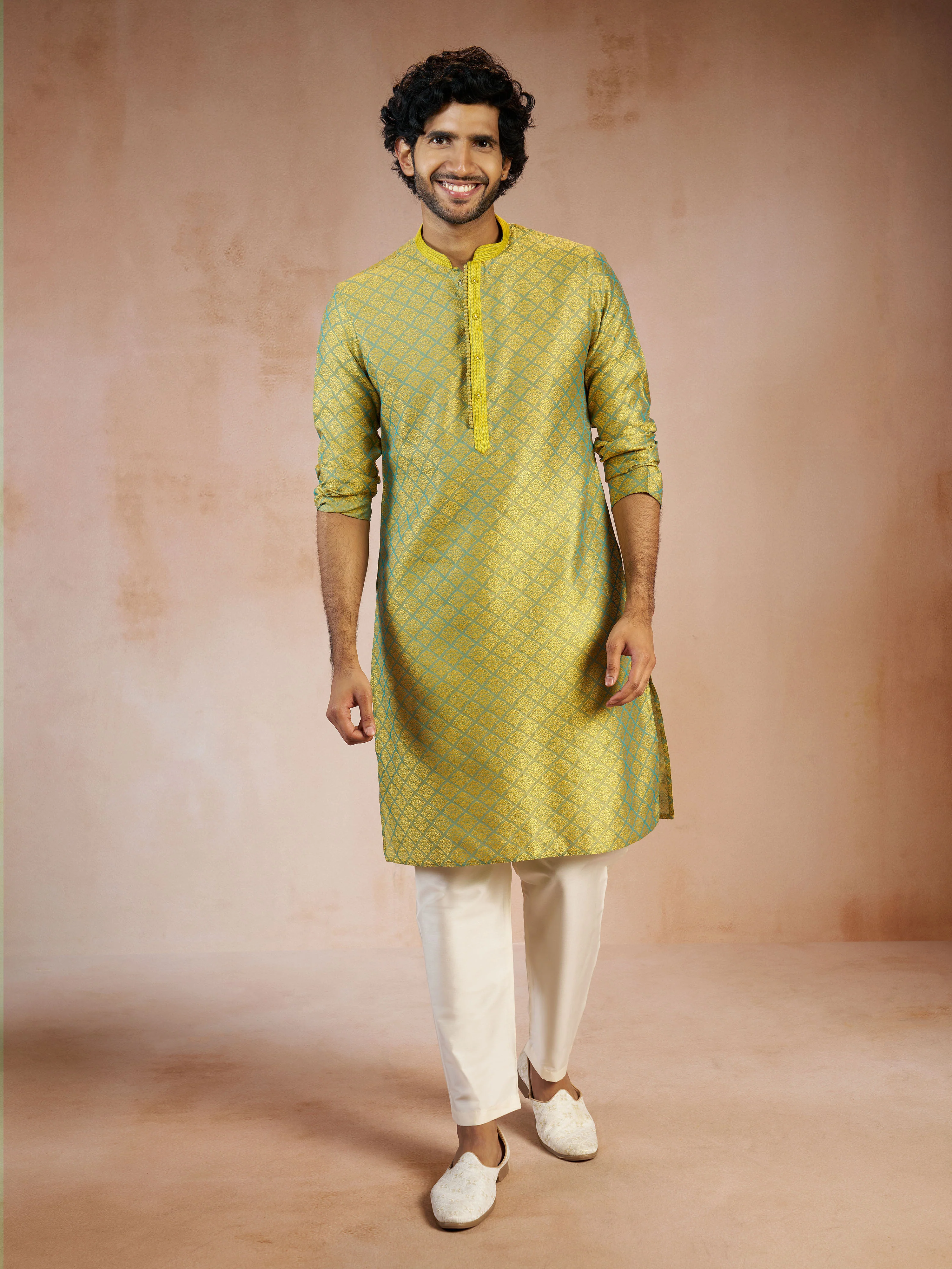 Men's Green Silk Blend Jacquard Thread Sequin Embroidery Long Kurta with Cream Viscose Pyjama Set - Image 4