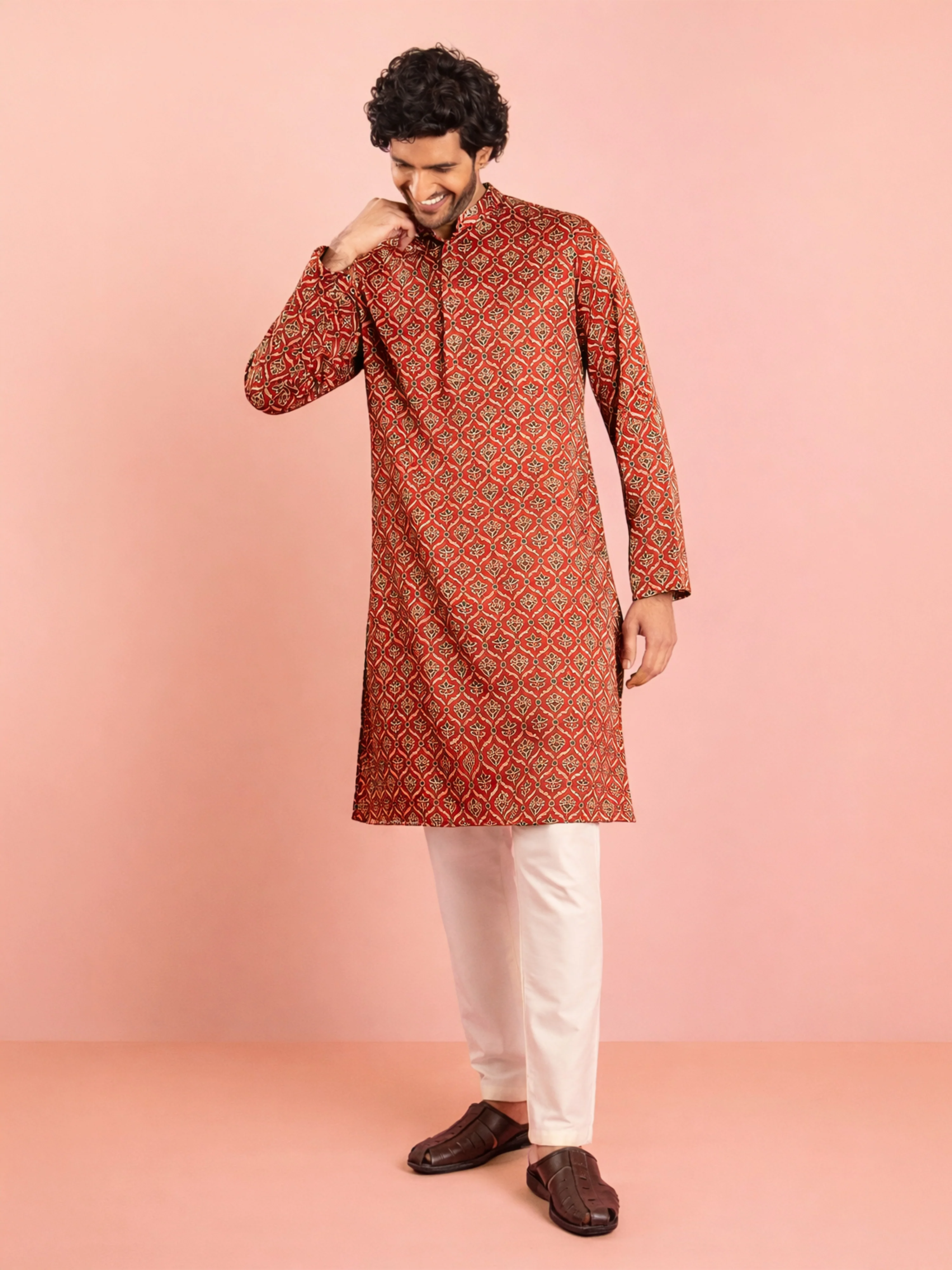 Men's Maroon Ajrakh Print Silk Kurta with Cream Pyjama Set - Image 3