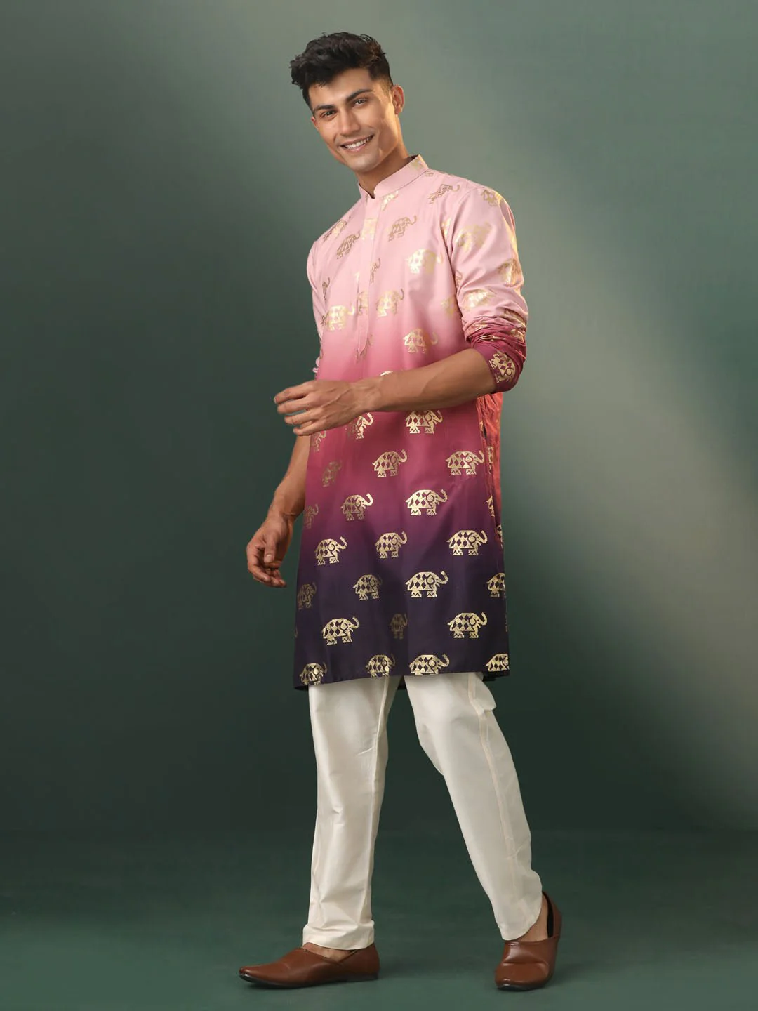 Men’s Pink Silk Blend Foil Elephant Print Kurta with Cream Pyjama Set - Image 2