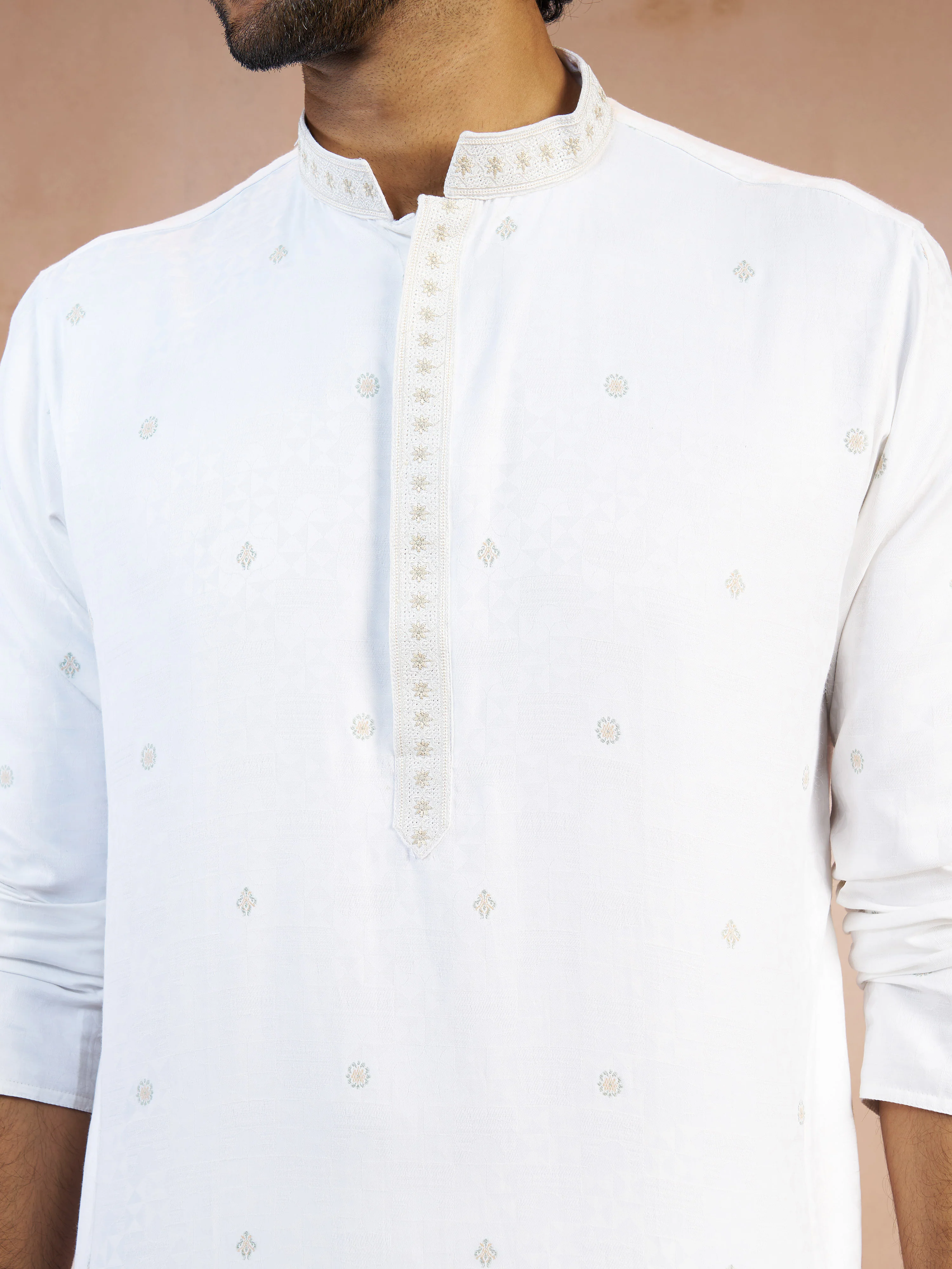 Men's White Floral Thread Embroidered Jacquard Cotton Long Kurta - Image 2