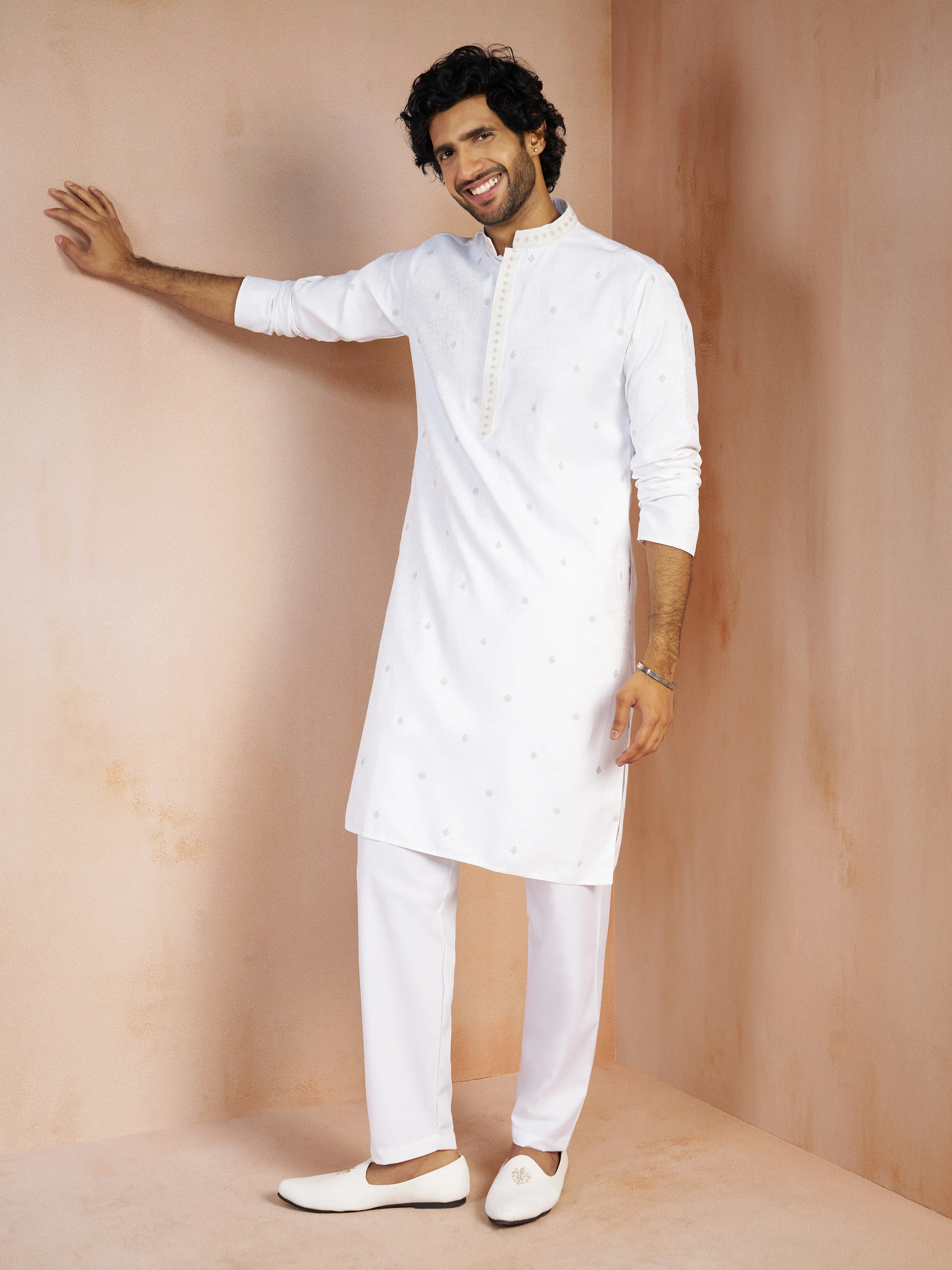 Men's White Floral Thread Embroidered Jacquard Cotton Long Kurta - Image 6