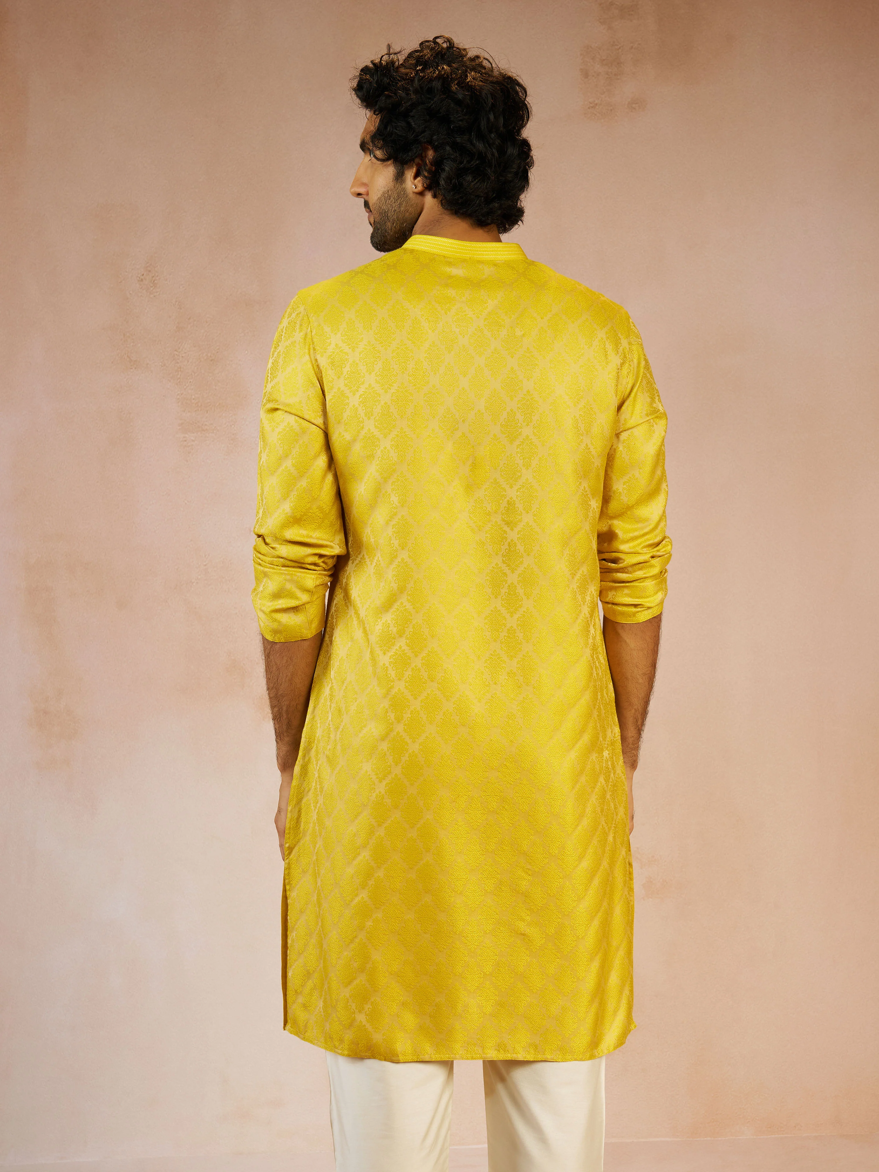 Men's Yellow Jacquard Geometric Thread Embroidered Silk Blend Straight Kurta - Image 5