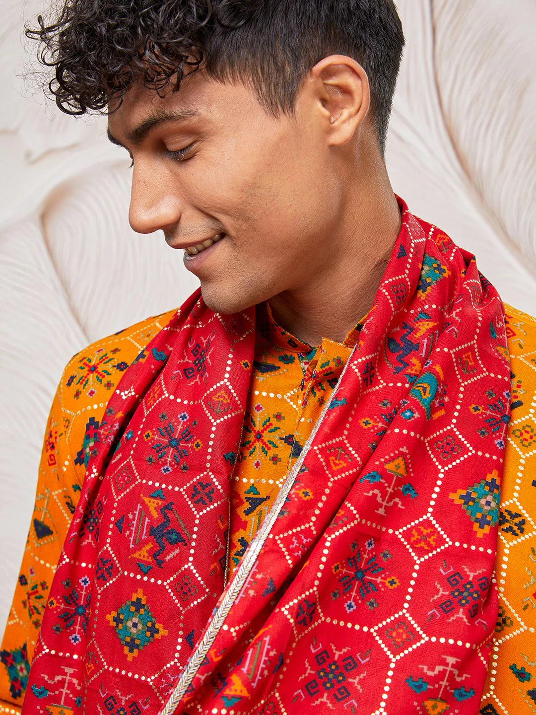 Men's Yellow Patola Print Silk Blend Kurta Pyjama Set with Red Printed Dupatta - Image 2