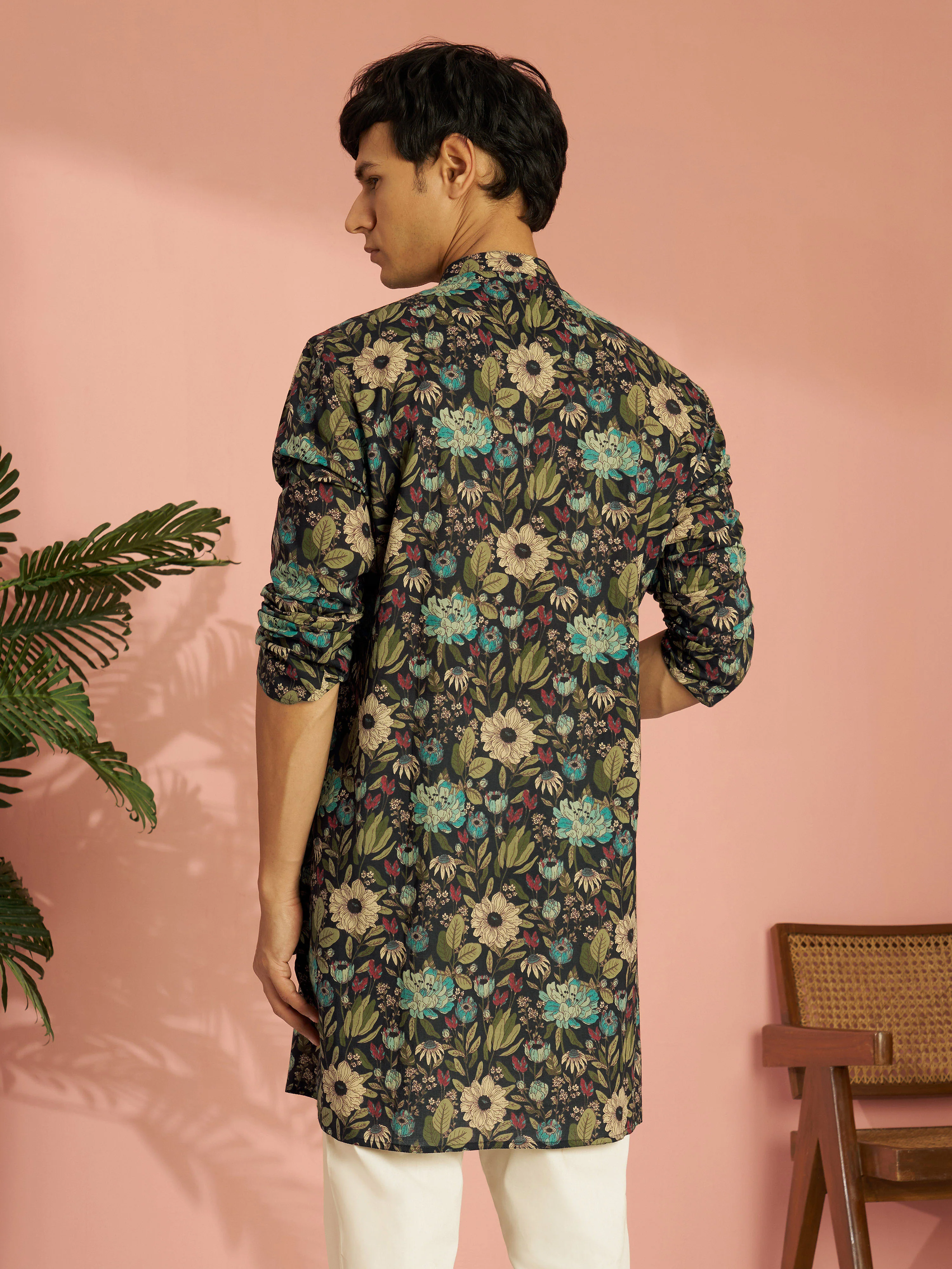 Men's Black Cotton Floral Printed Mid-Length Kurta - Image 5