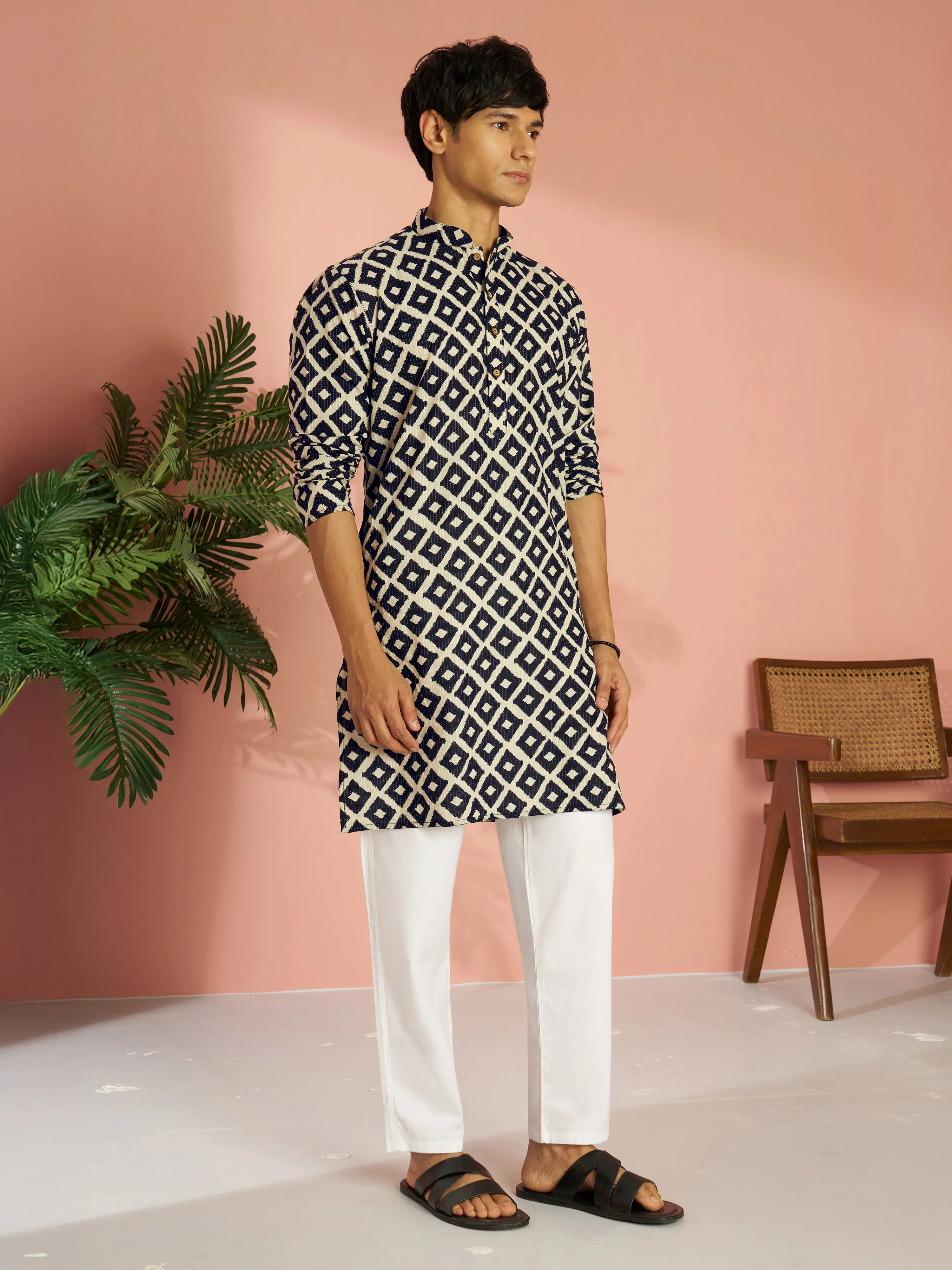 Men's Black Cotton Geometric Printed & Embroidered Kurta with White Pyjama Set - Image 3