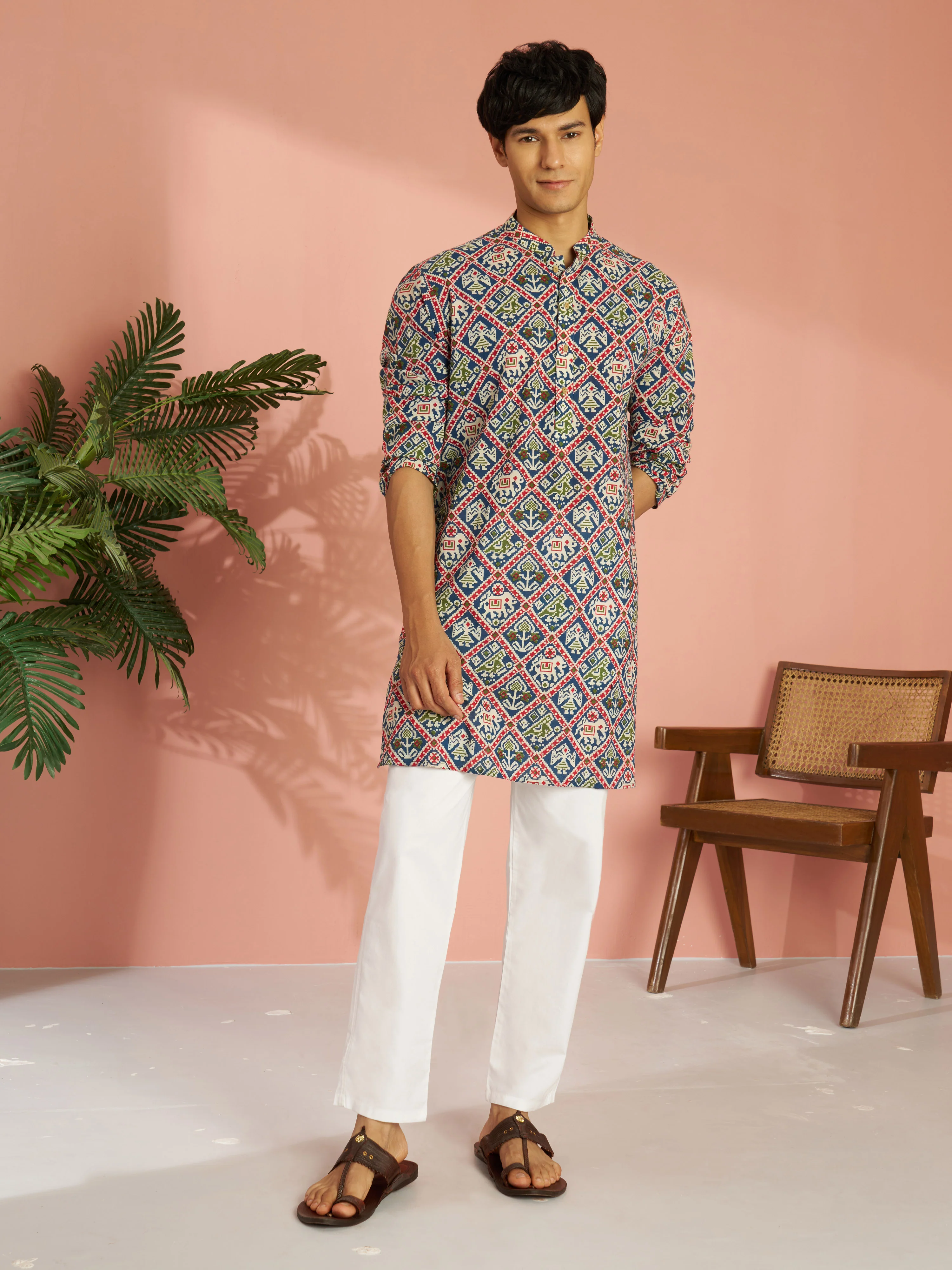 Men's Blue Cotton Patola Printed Kurta with White Pyjama Set - Image 4