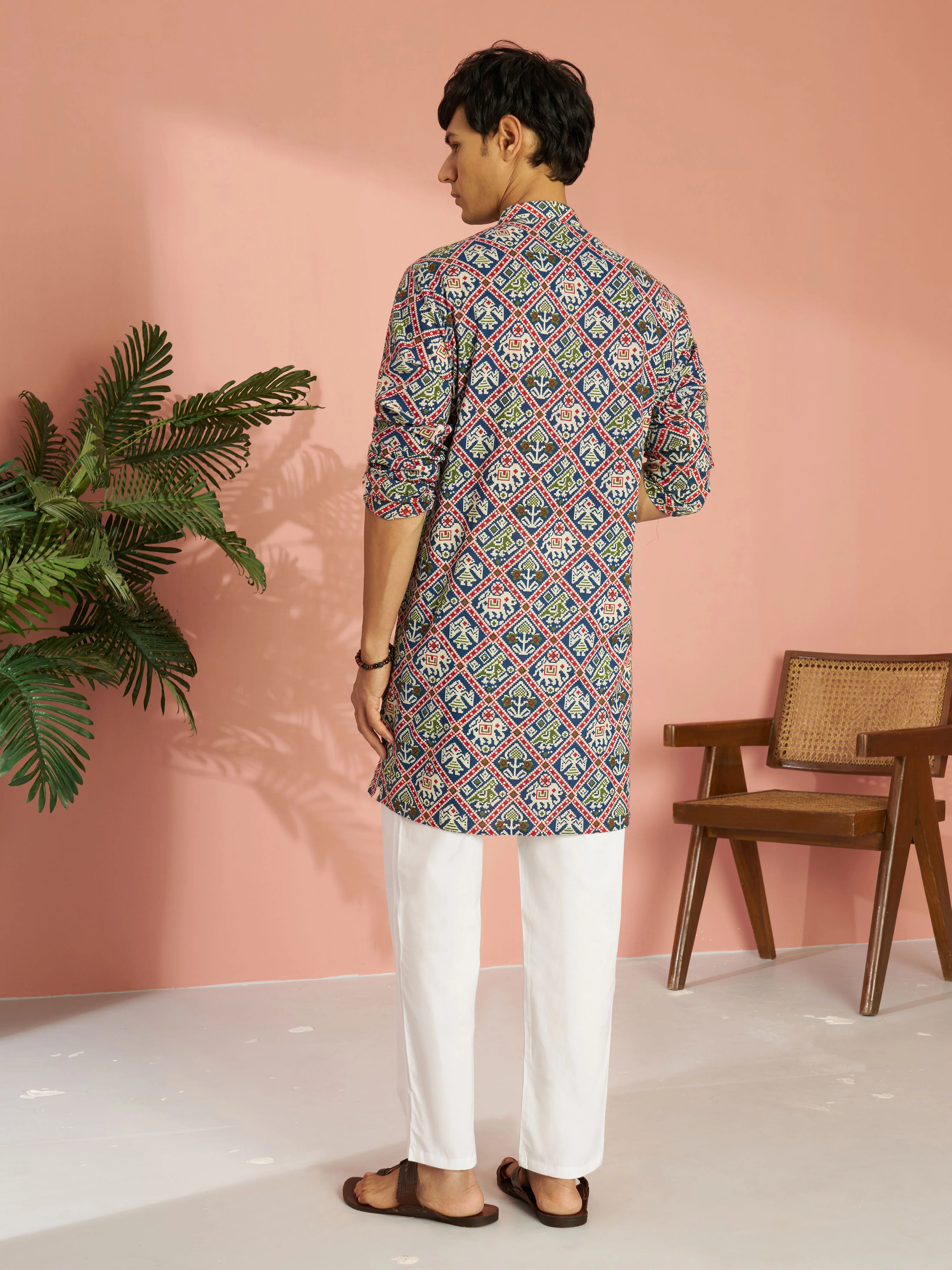 Men's Blue Cotton Patola Printed Kurta with White Pyjama Set - Image 5