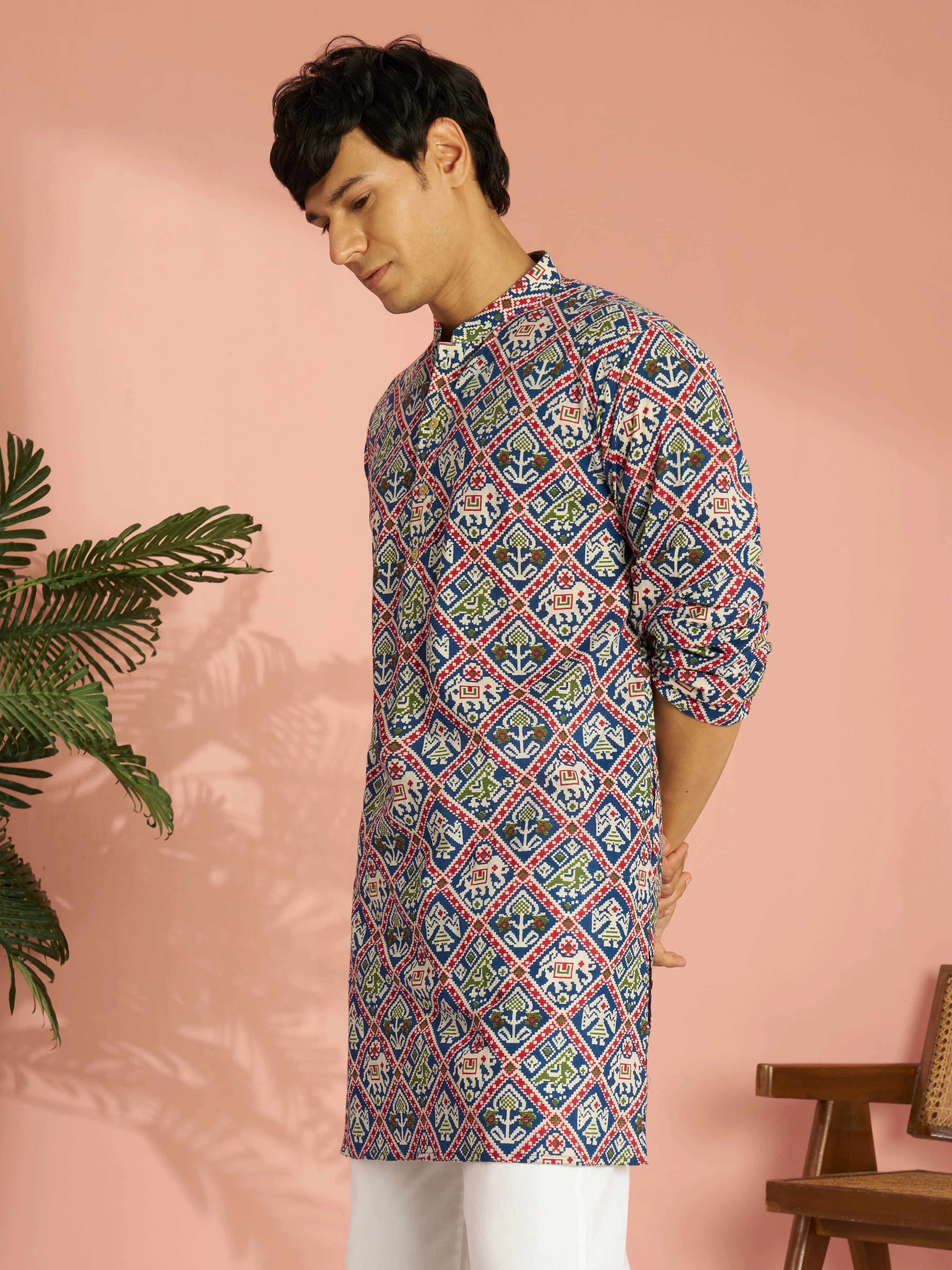 Men's Blue Cotton Patola Printed Mid-Length Kurta - Image 3