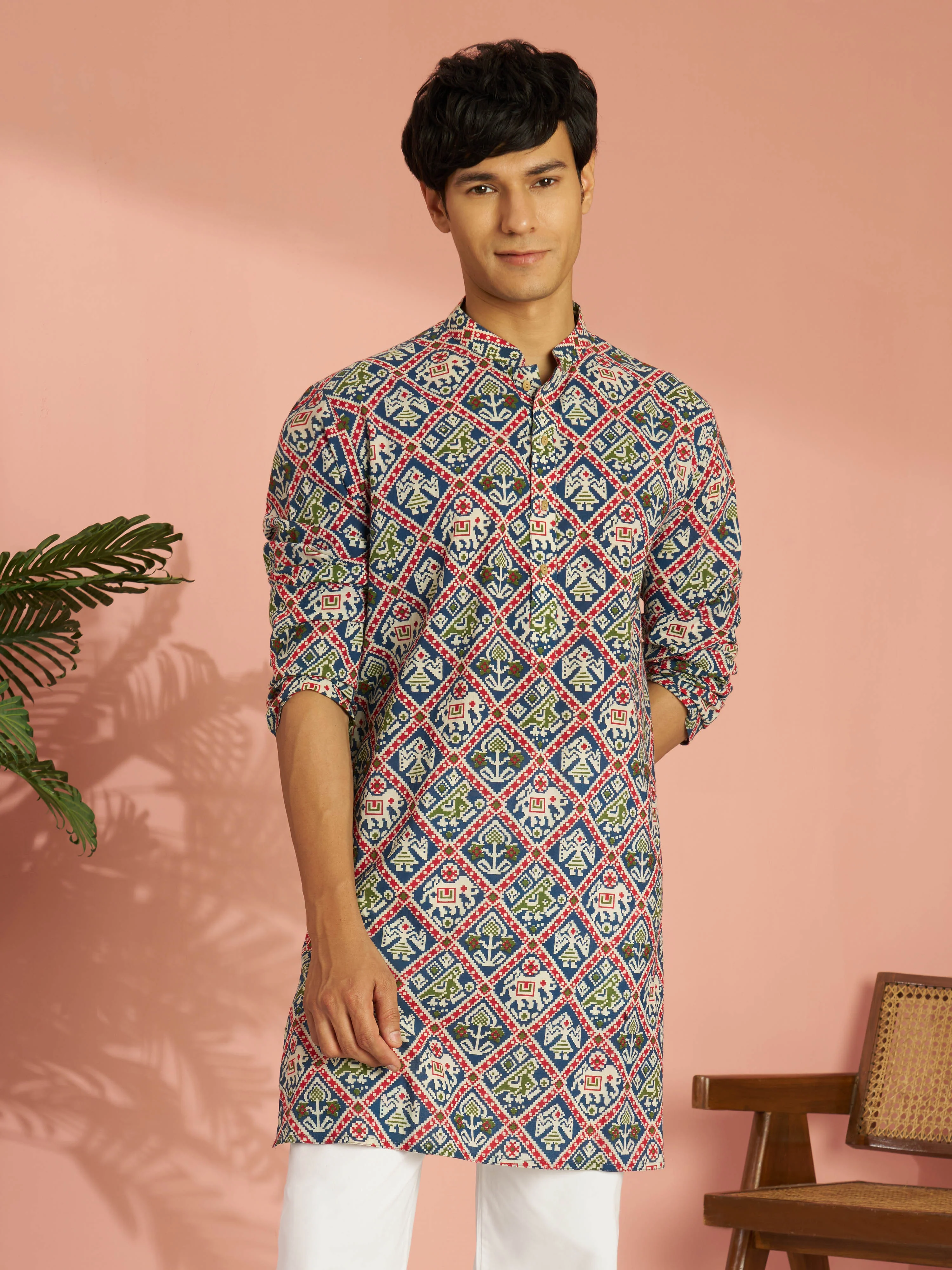 Men's Blue Cotton Patola Printed Mid-Length Kurta - Image 4