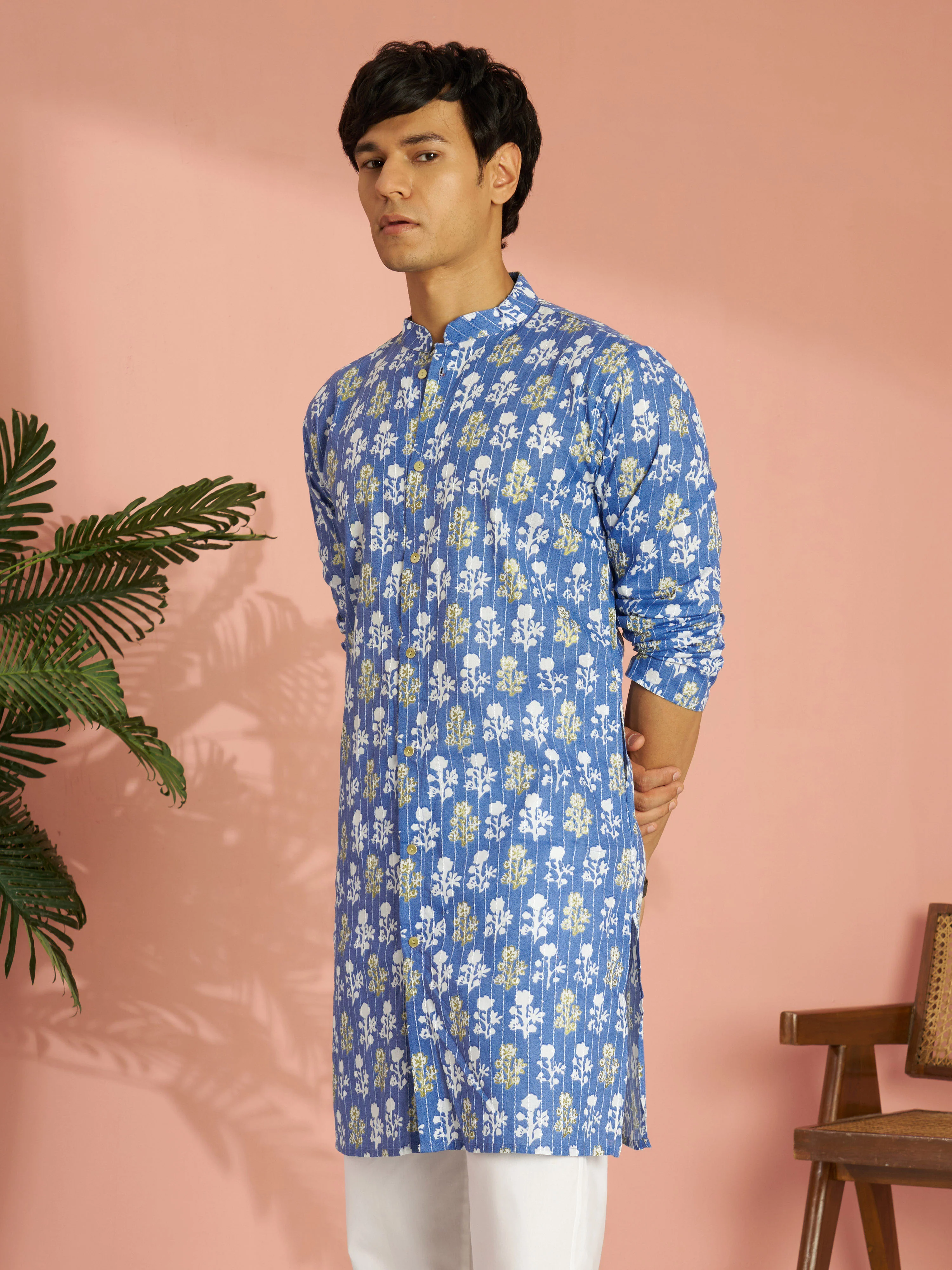 Men's Blue Silk Cotton Blend Floral Printed Thread Embroidered Mid-Length Kurta - Image 4