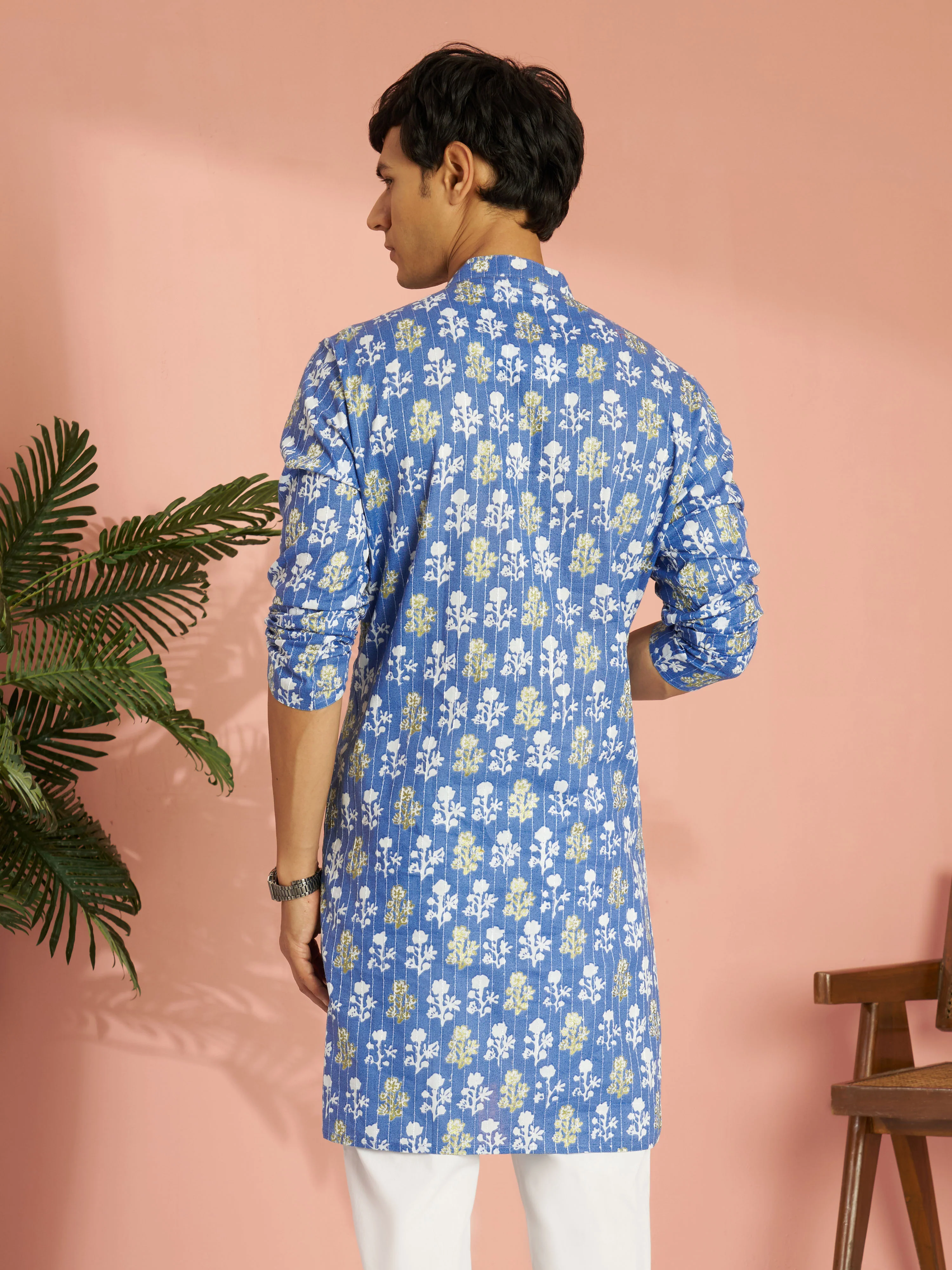Men's Blue Silk Cotton Blend Floral Printed Thread Embroidered Mid-Length Kurta - Image 5
