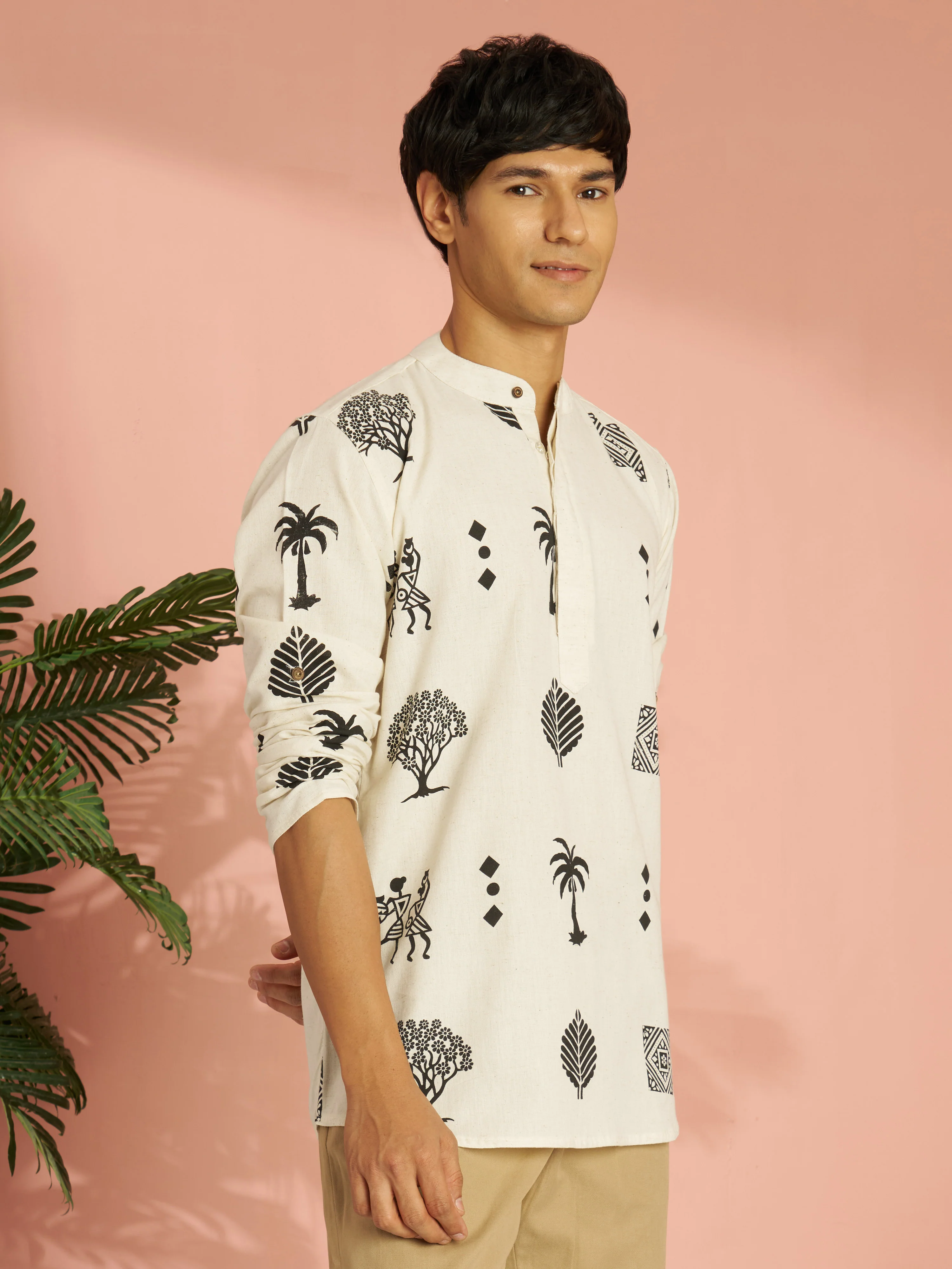 Men's Cream Cotton Block Printed Floral & Figures Short Kurta - Image 3