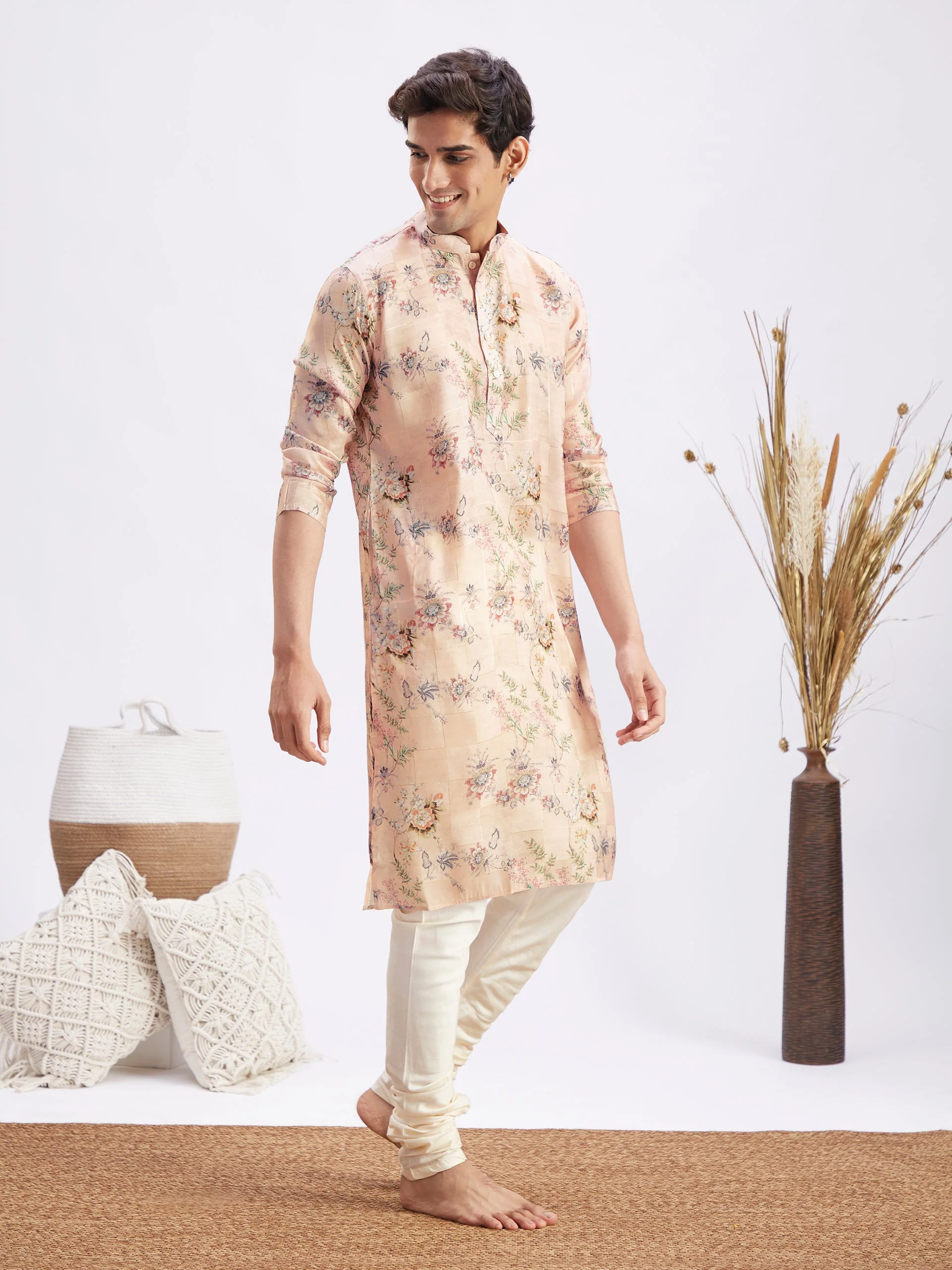Men's Pink Floral Printed Silk Blend Kurta Pyjama Set - Image 2