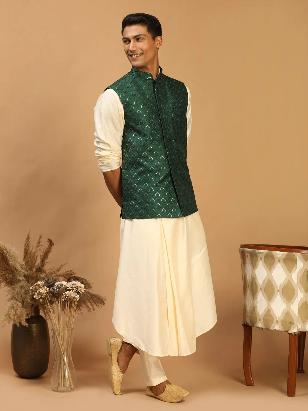 Men's Green Embroidered Nehru Jacket Set with Cream Self Design Kurta & Viscose Pyjama - Image 2