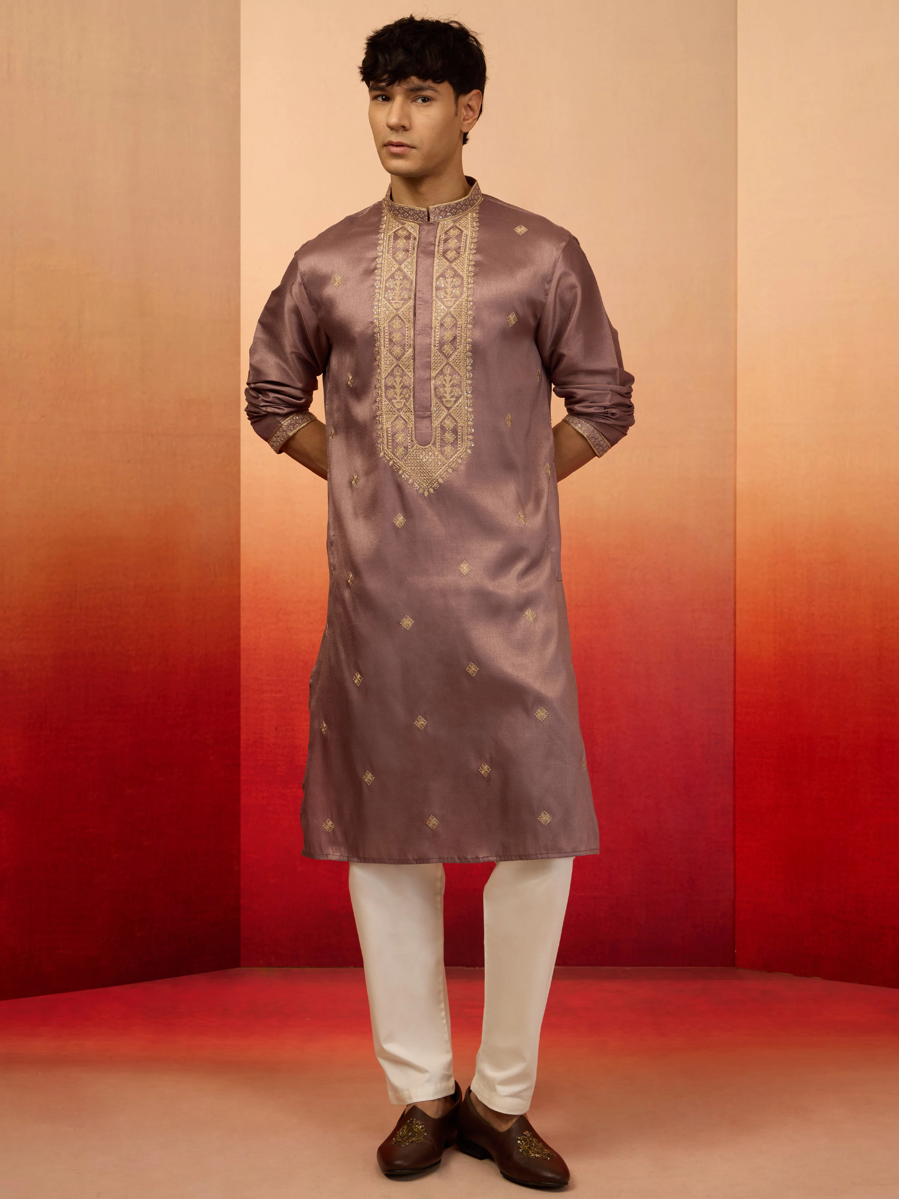 Men's Lavender Silk Blend Resham Embroidered Kurta with Cream Pyjama - Image 3