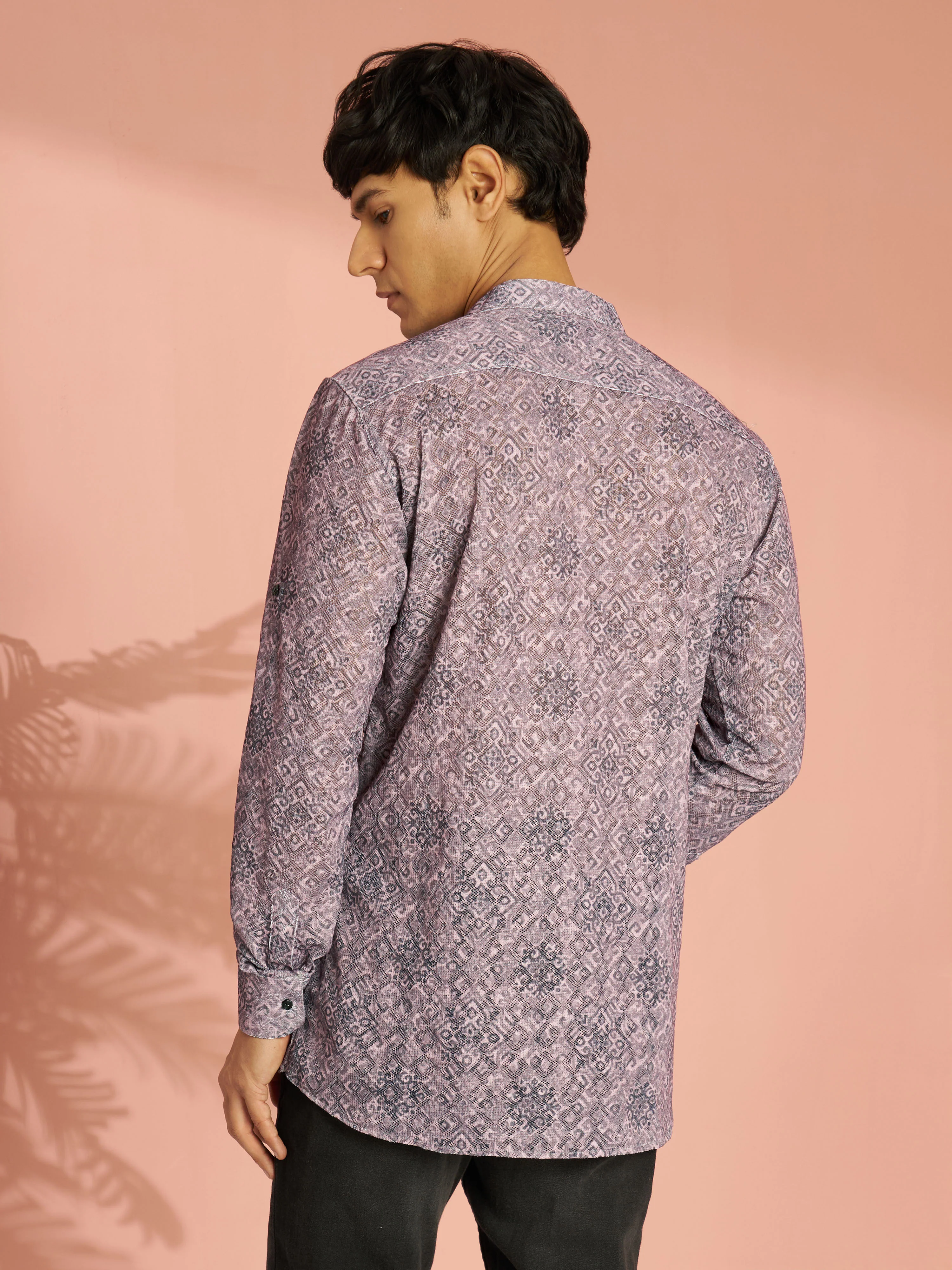 Men's Onion Pink Cotton Blend Ethnic Motif Printed Short Kurta - Image 5