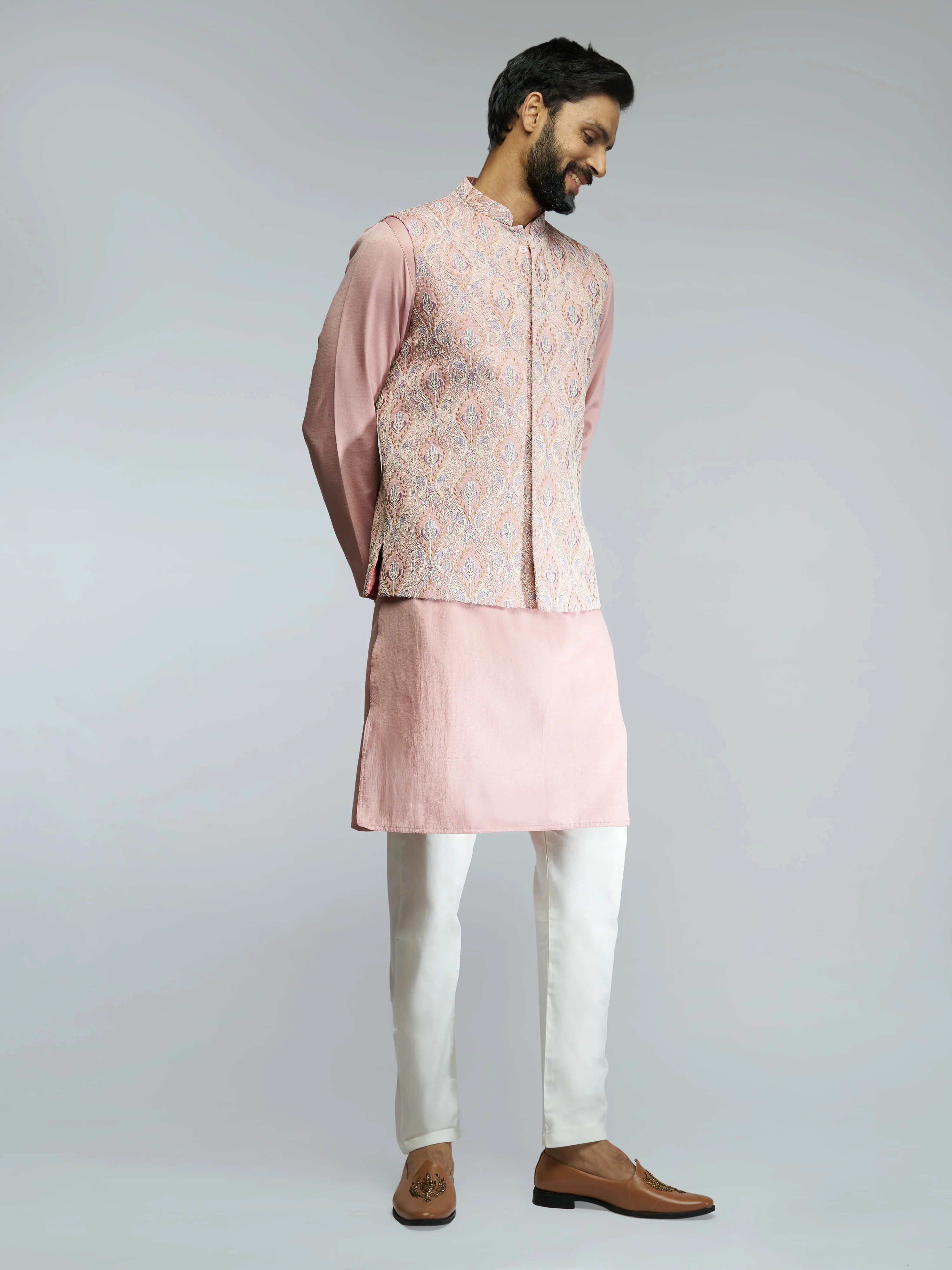 Men's Peach Silk Blend Thread & Chord Embroidered Nehru Jacket Kurta Set with Cream Fine Satin Pyjama Combo - Image 3