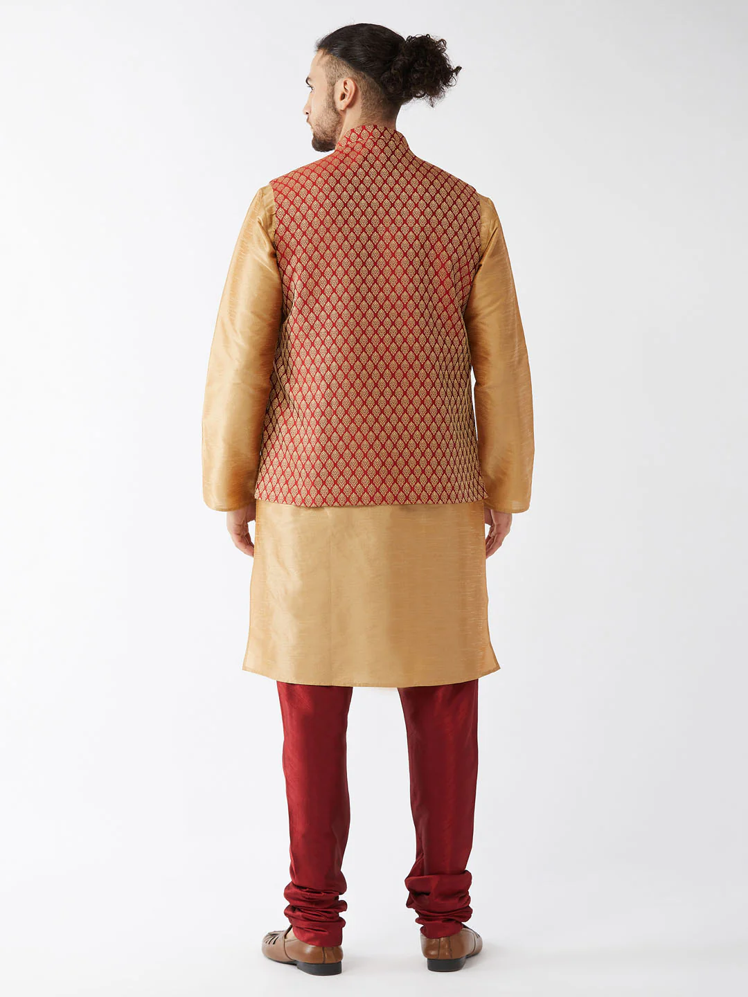 Men's Maroon Silk Blend Ethnic Jacket, Rose Gold Kurta And Maroon Pyjama Set - Image 3