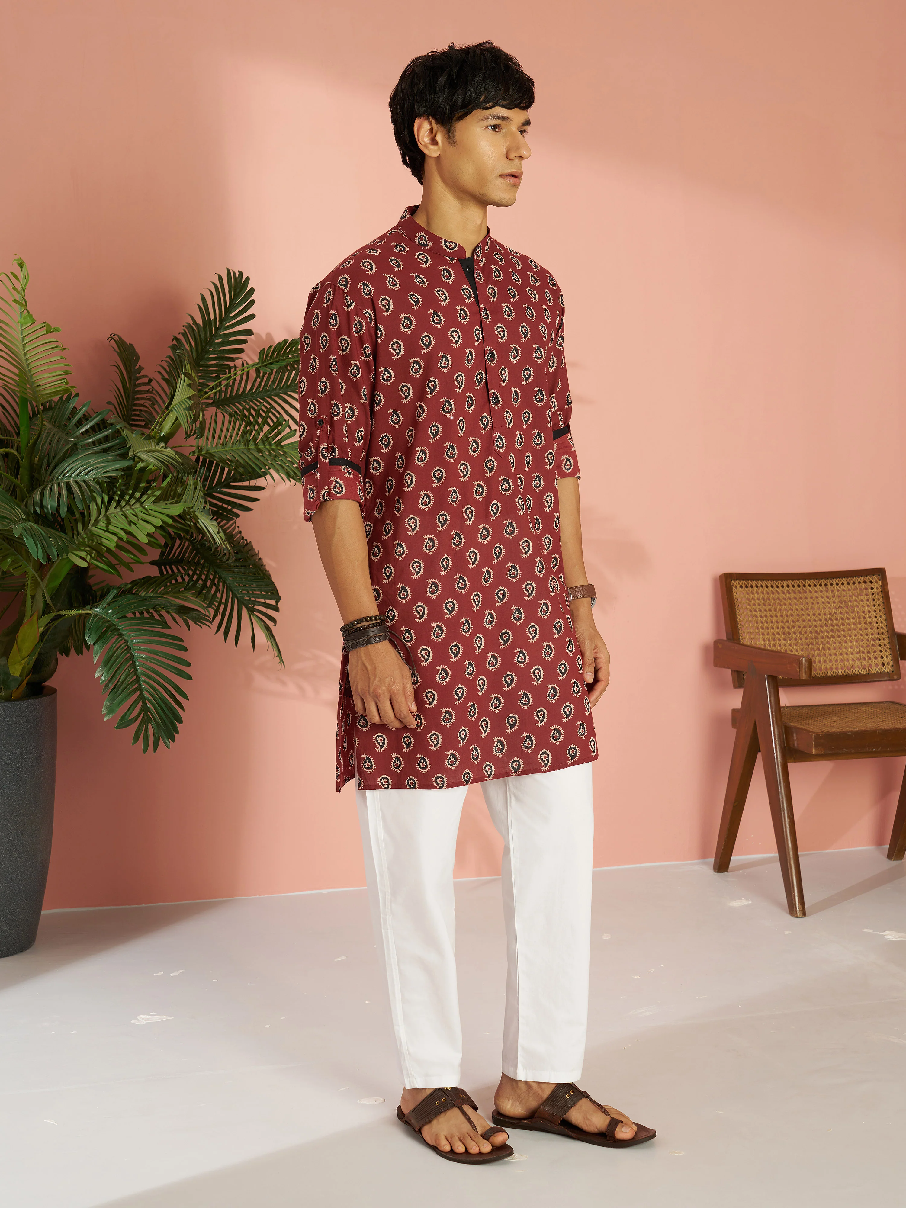 Men's Rust Cotton Paisley Printed Cuffed Sleeve Kurta with White Pyjama Set - Image 3