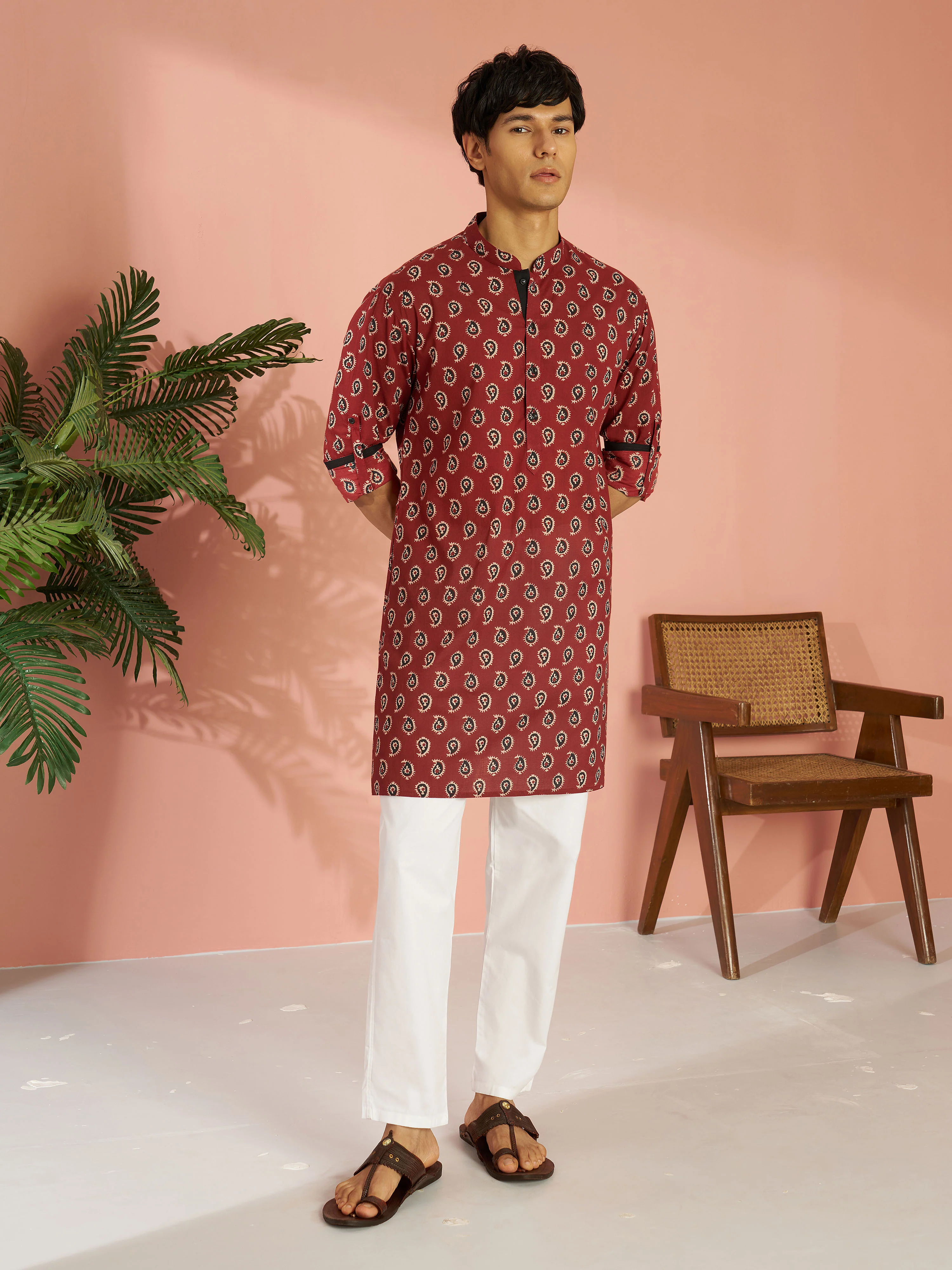 Men's Rust Cotton Paisley Printed Cuffed Sleeve Kurta with White Pyjama Set - Image 4