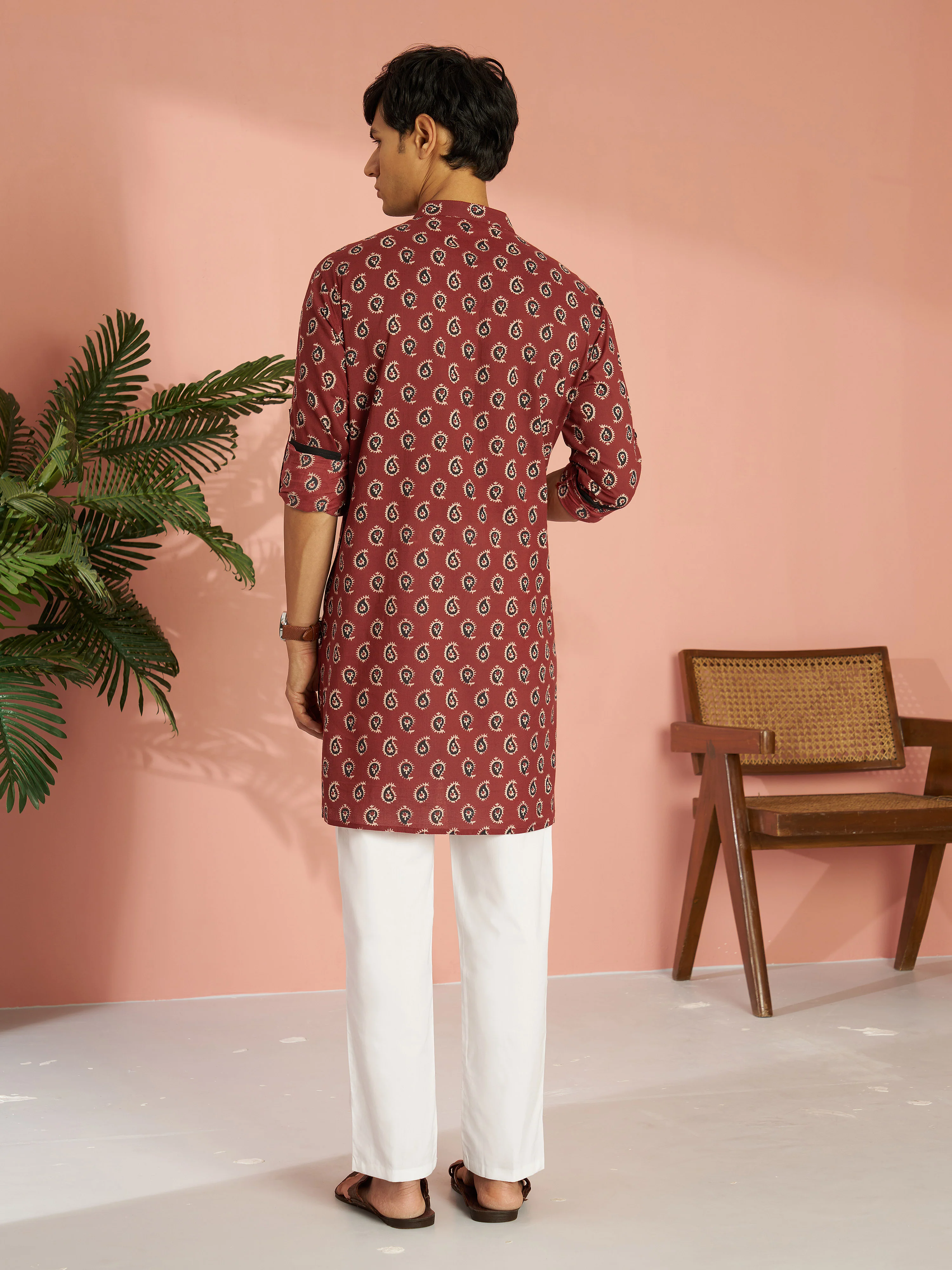 Men's Rust Cotton Paisley Printed Cuffed Sleeve Kurta with White Pyjama Set - Image 5
