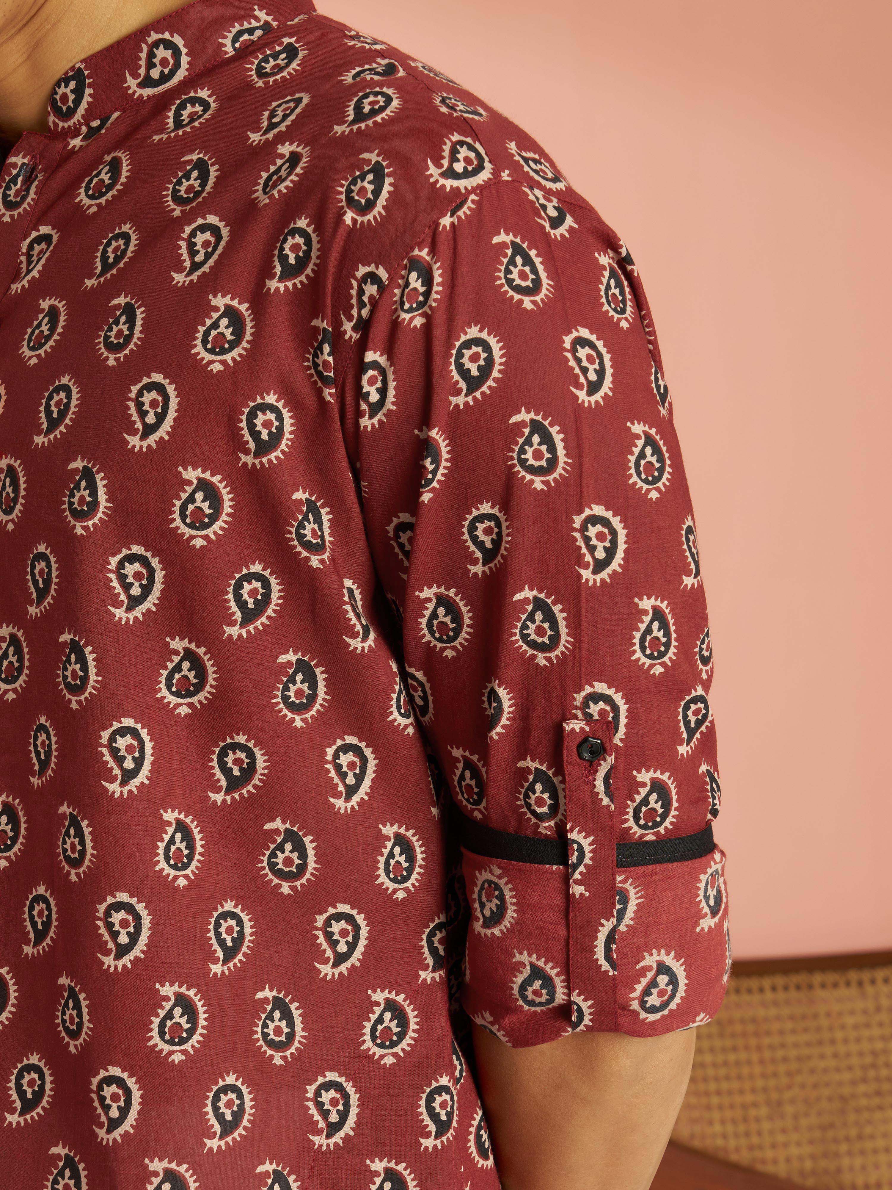 Men's Rust Cotton Paisley Printed Cuffed Sleeve Kurta with White Pyjama Set - Image 6
