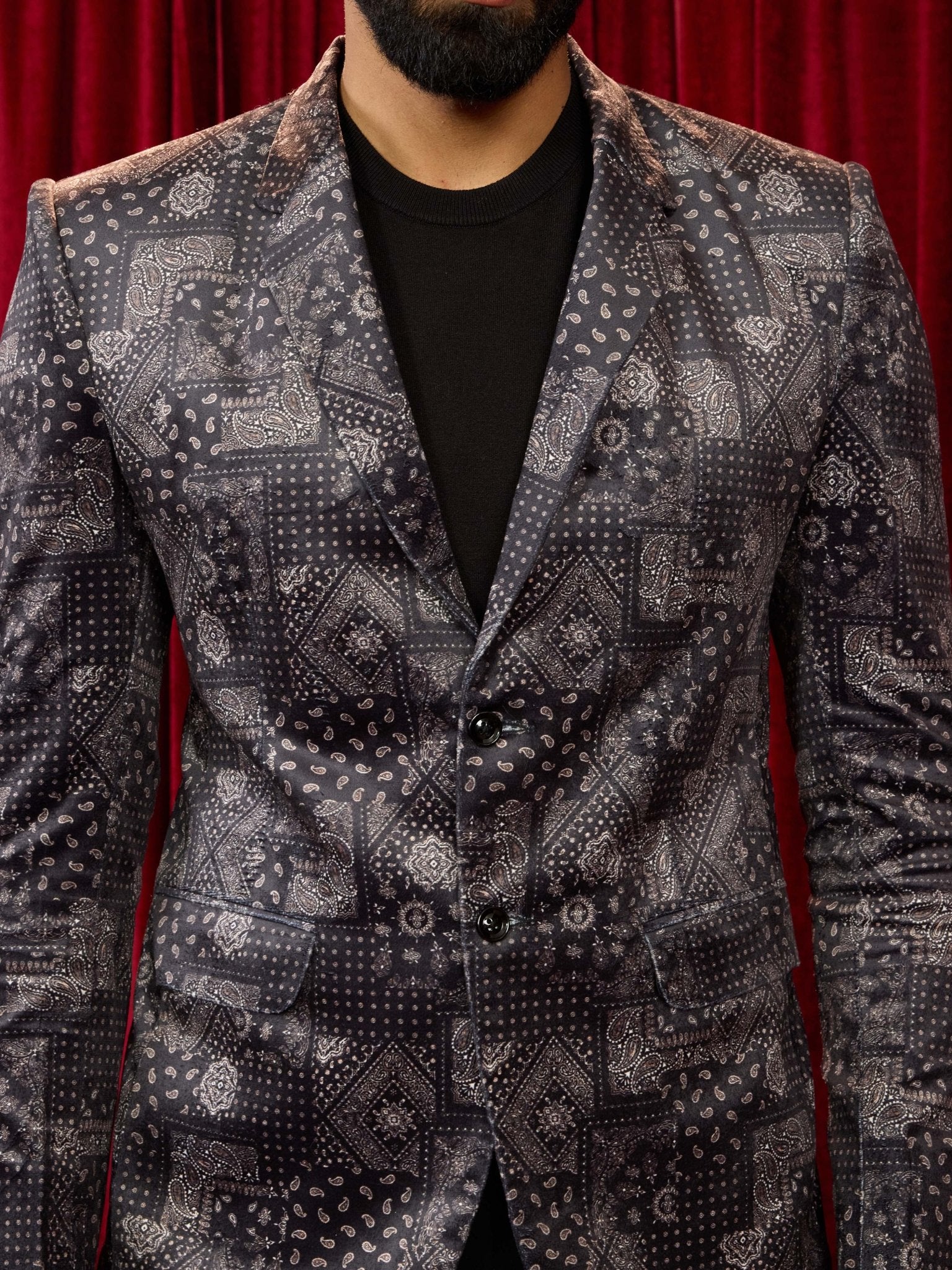 Men's's Black Velvet Digital Print Blazer - Image 2