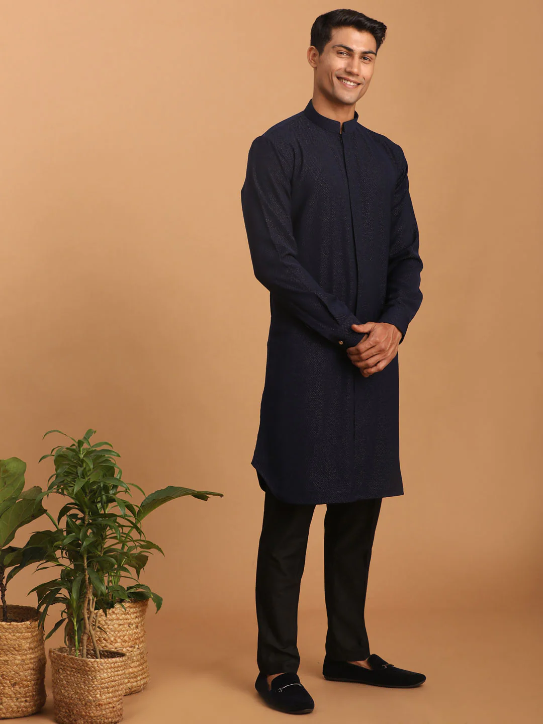 Men's Navy Blue Glitter Printed Fancy Kurta - Image 6
