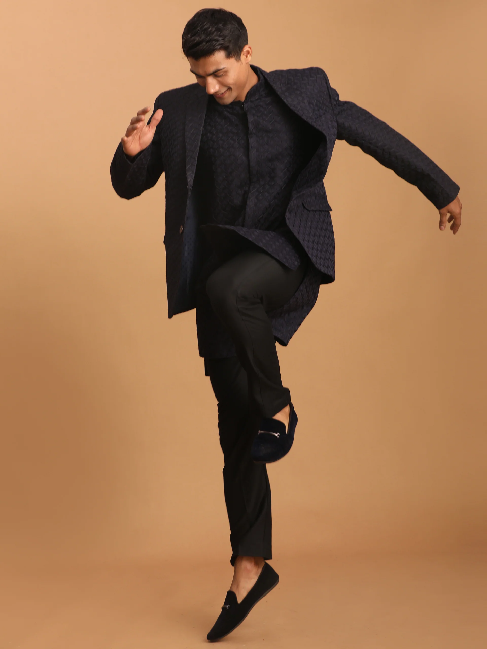 Men's Navy Blue Woven Blazer And Kurta Pant Set