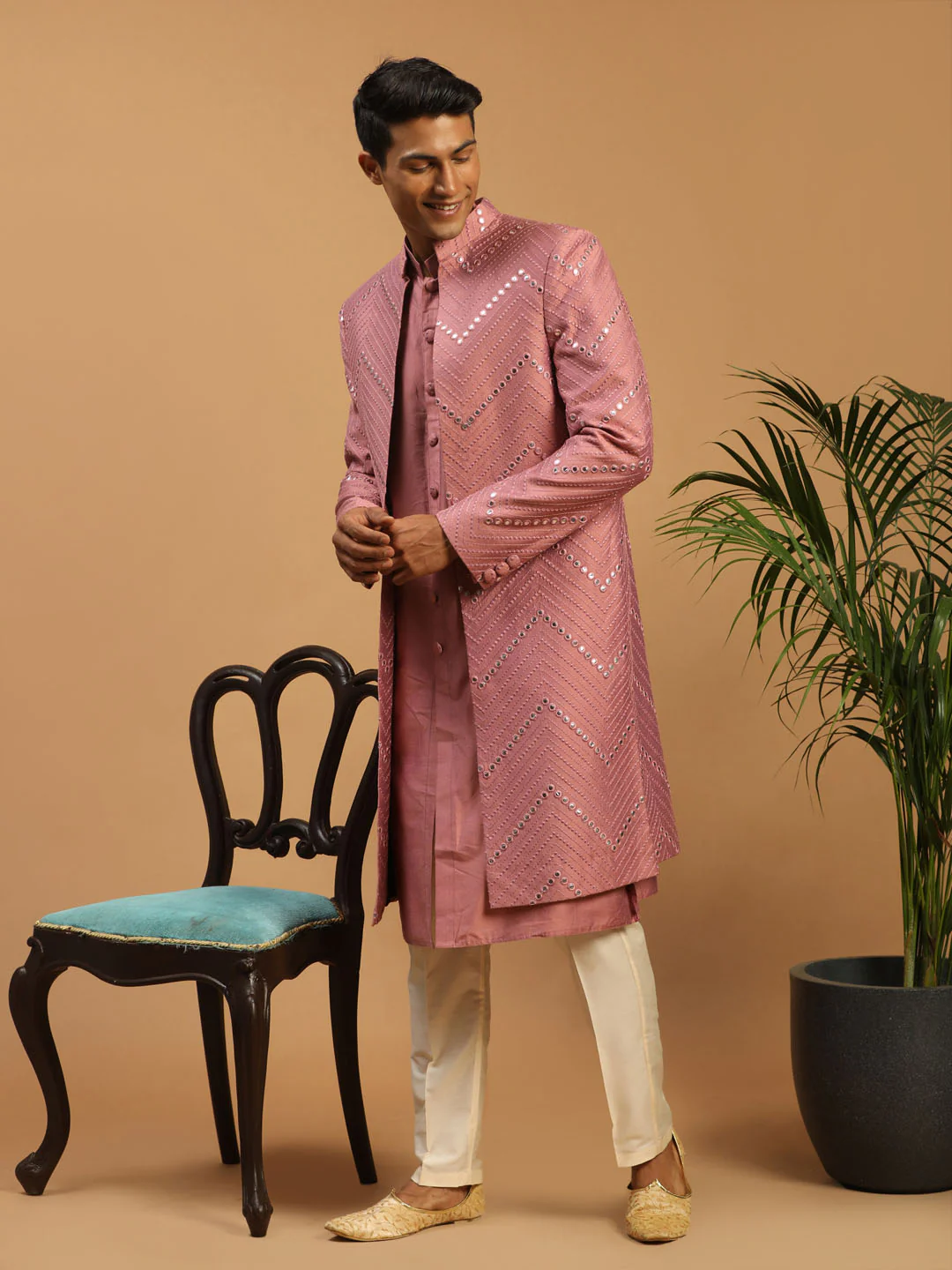 Men's Onion Pink Solid Kurta Pant With Mirror Over Coat Combo Set - Image 4