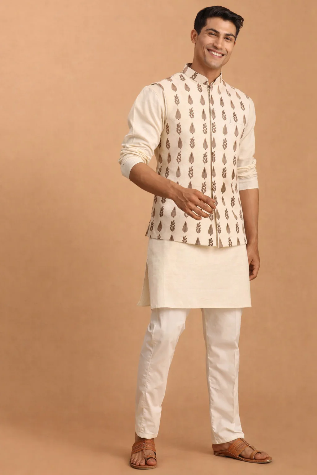 Men's Cream Leaf Printed Pure Cotton Nehru Jacket With Short Kurta And Pant Set - Image 6