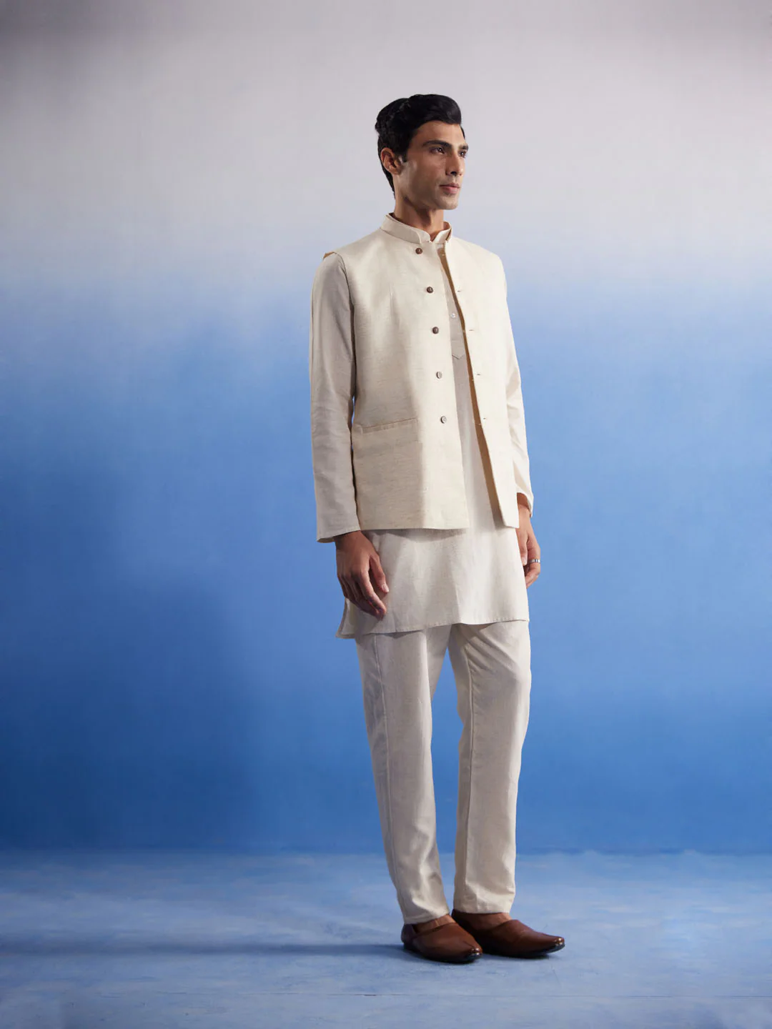 Men's Cream Pure Cotton Nehru Jacket With Short Kurta And Pant Set - Image 2