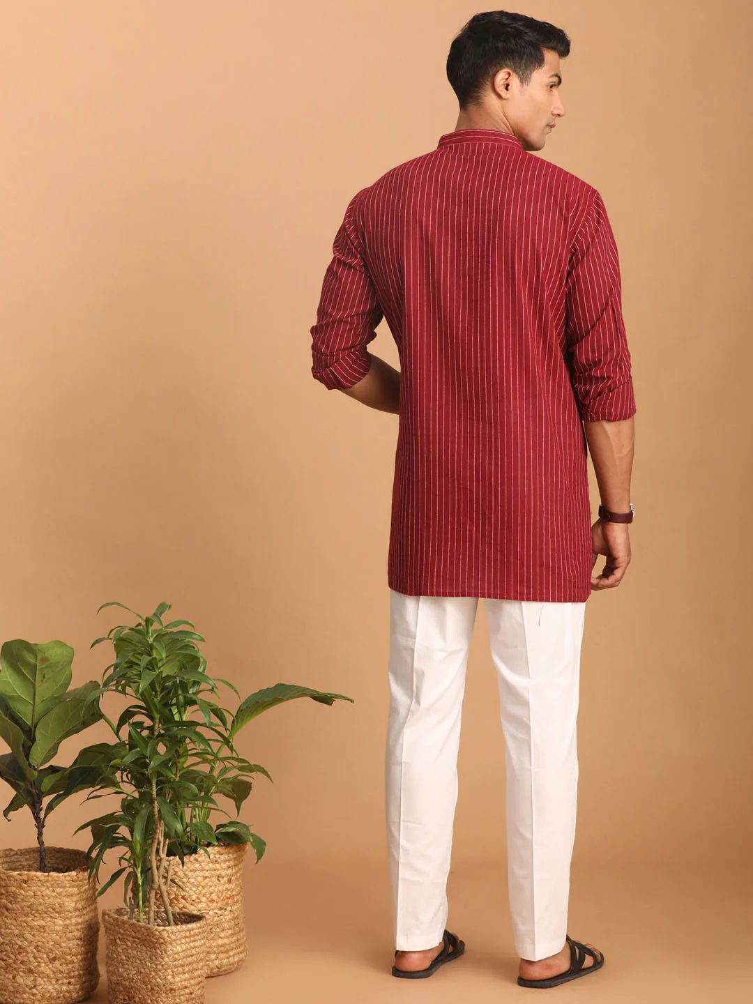 Men's Maroon Striped Cotton Short Kurta With White Pant Set - Image 4