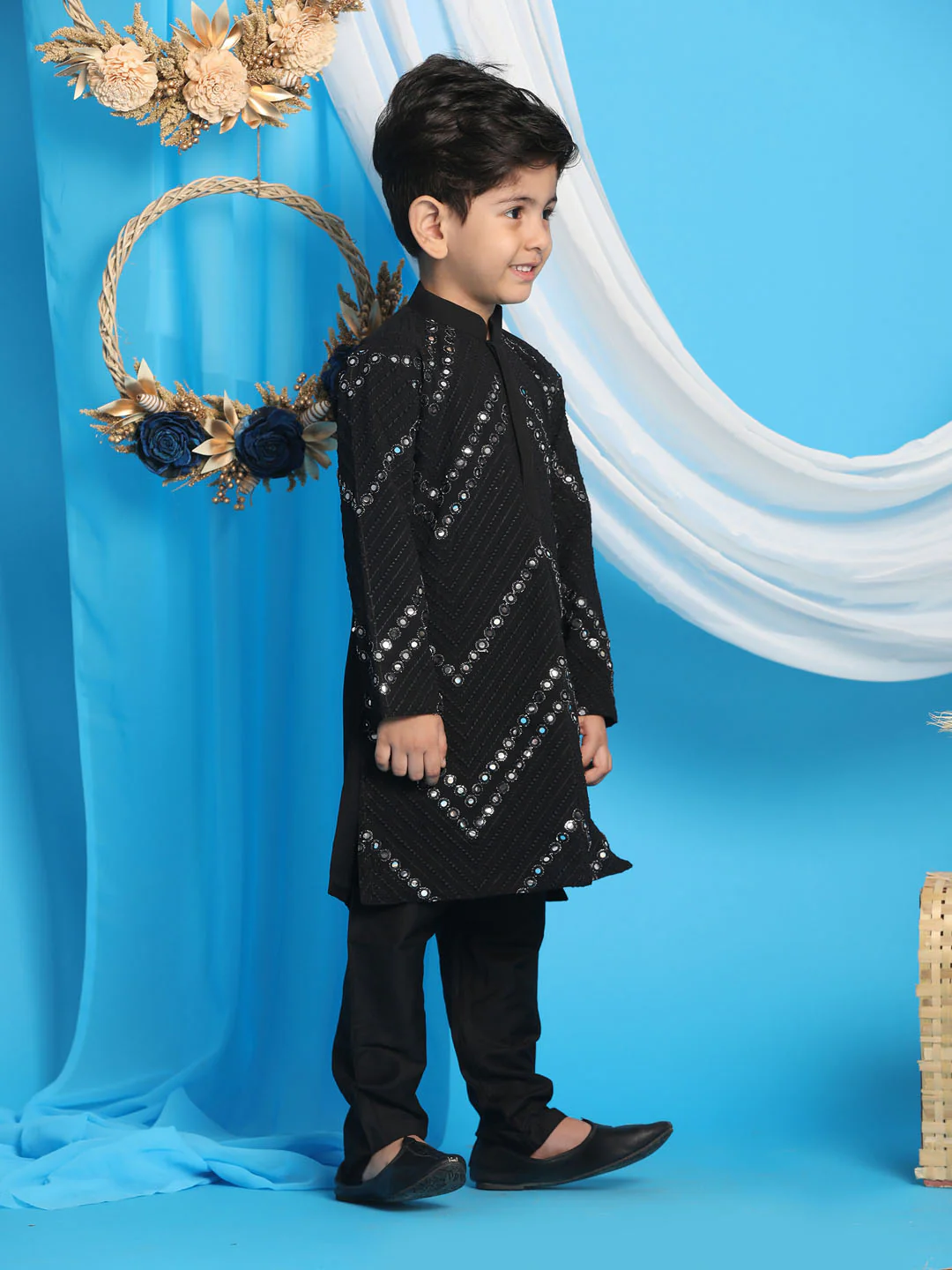 Boy's' Black Mirror Kurta Pyjama Set - Image 2