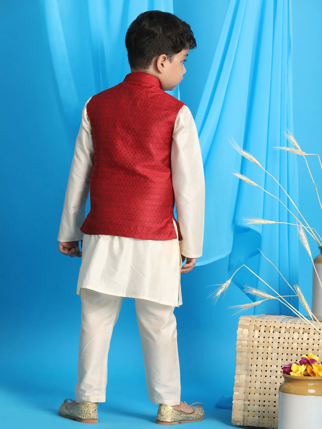 Boy's Maroon Woven Jacket With Cream Kurta And Pyjama Set - Image 3