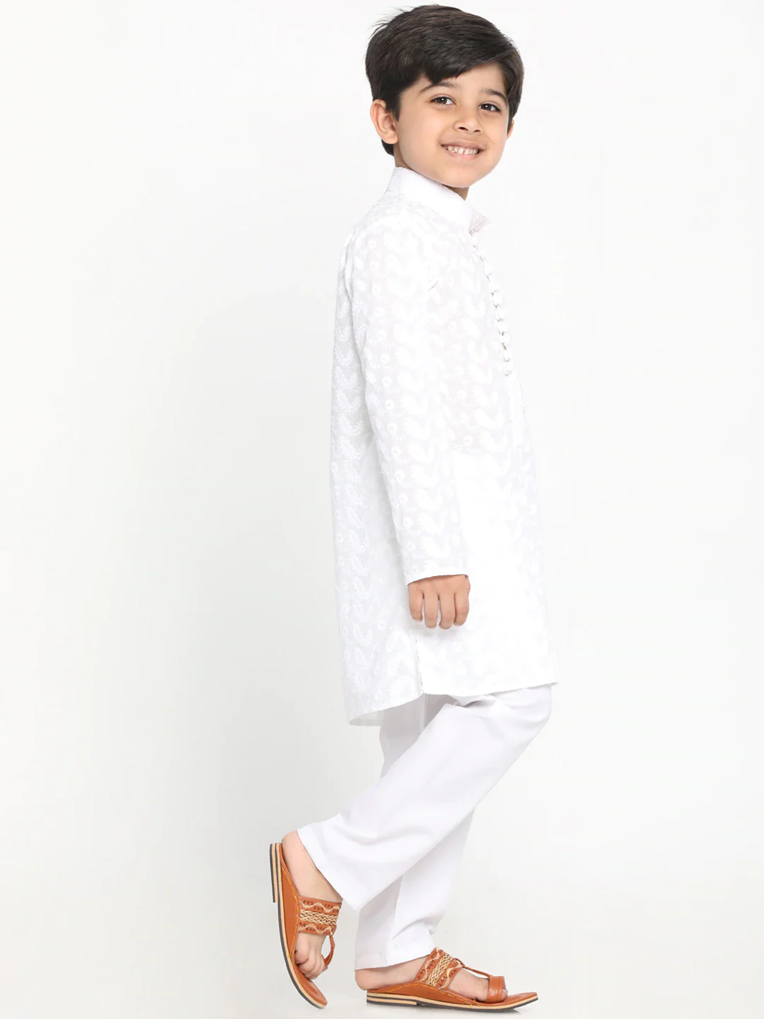 Boy's White Embroidered Kurta With Pyjama Set - Image 2