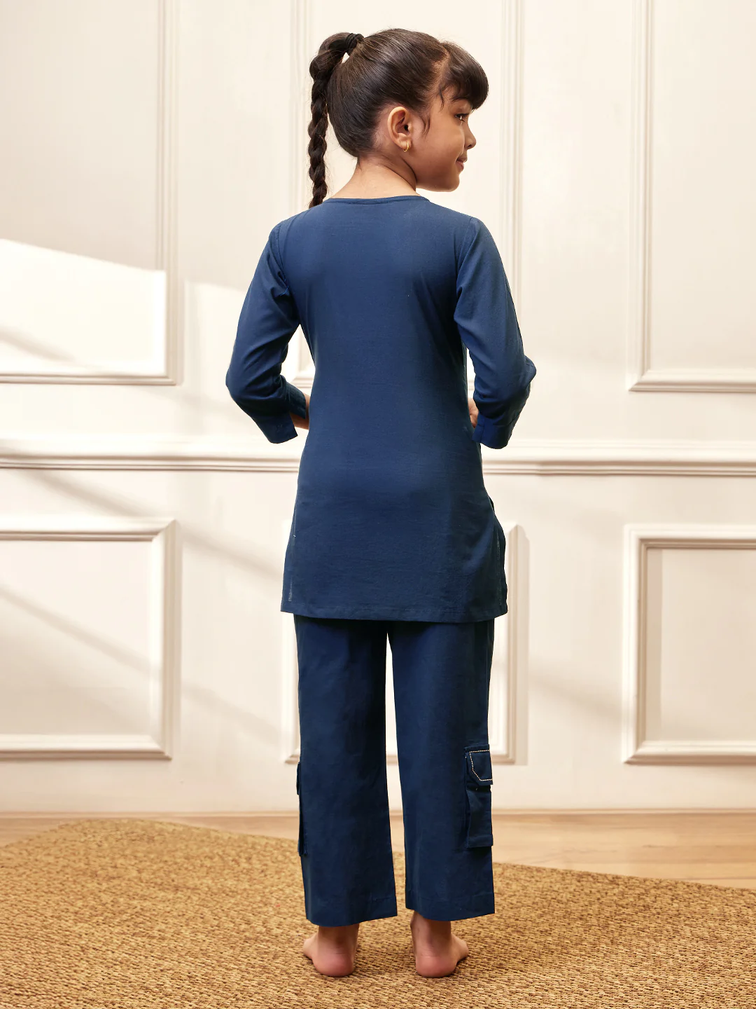 Girl's Navy Blue Cotton Kurta Pyjama Set - Image 5