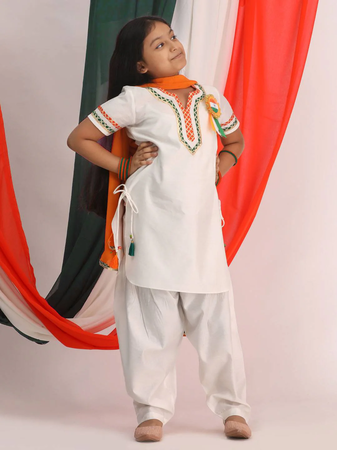 Girl's Republic Day Special White Kurta Salwar Set - Image 5